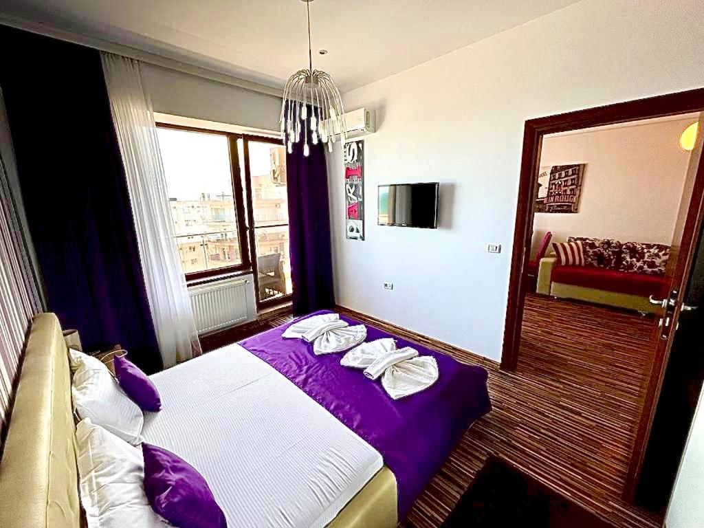 Monarch Boutique Apartaments