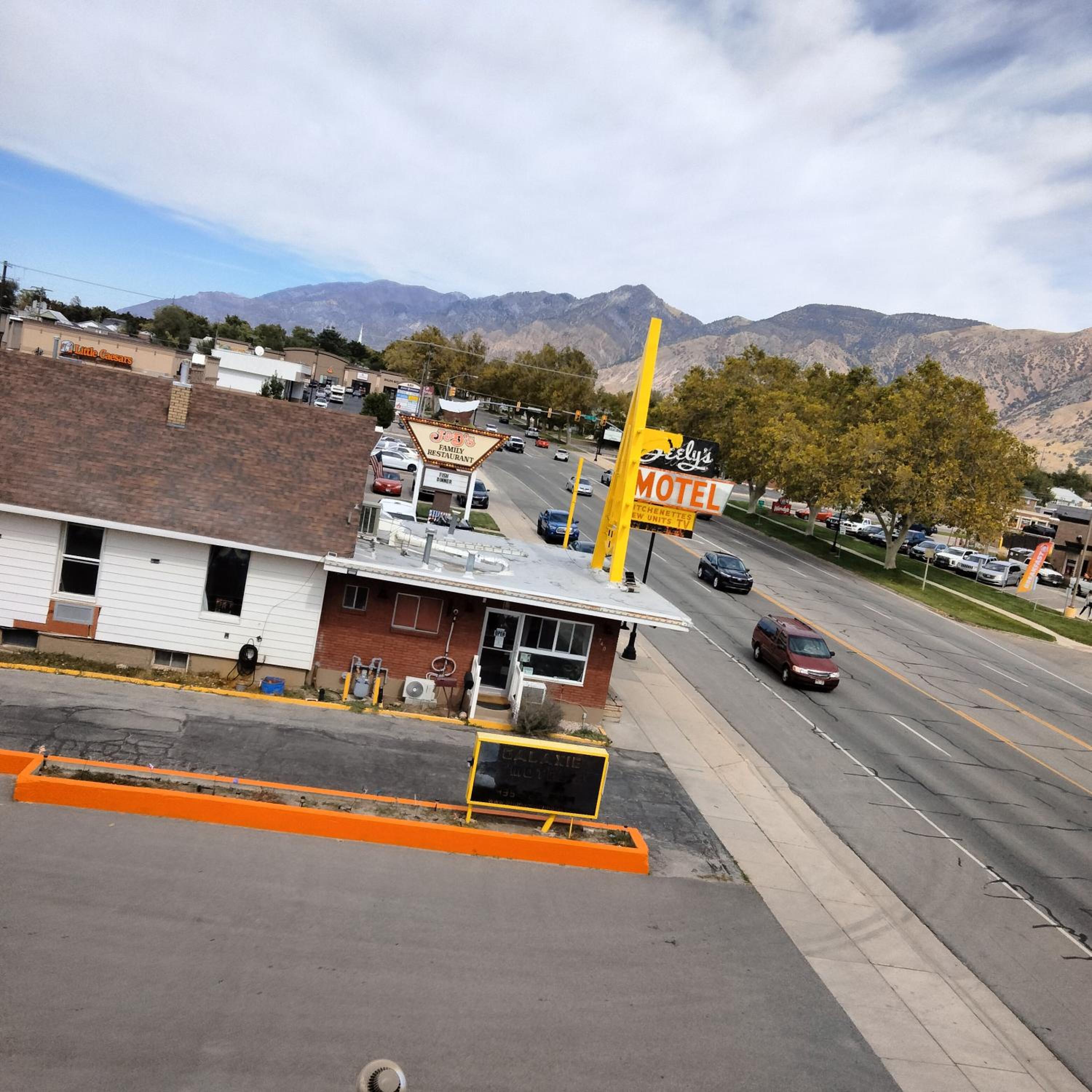 Galaxie Motel view 3