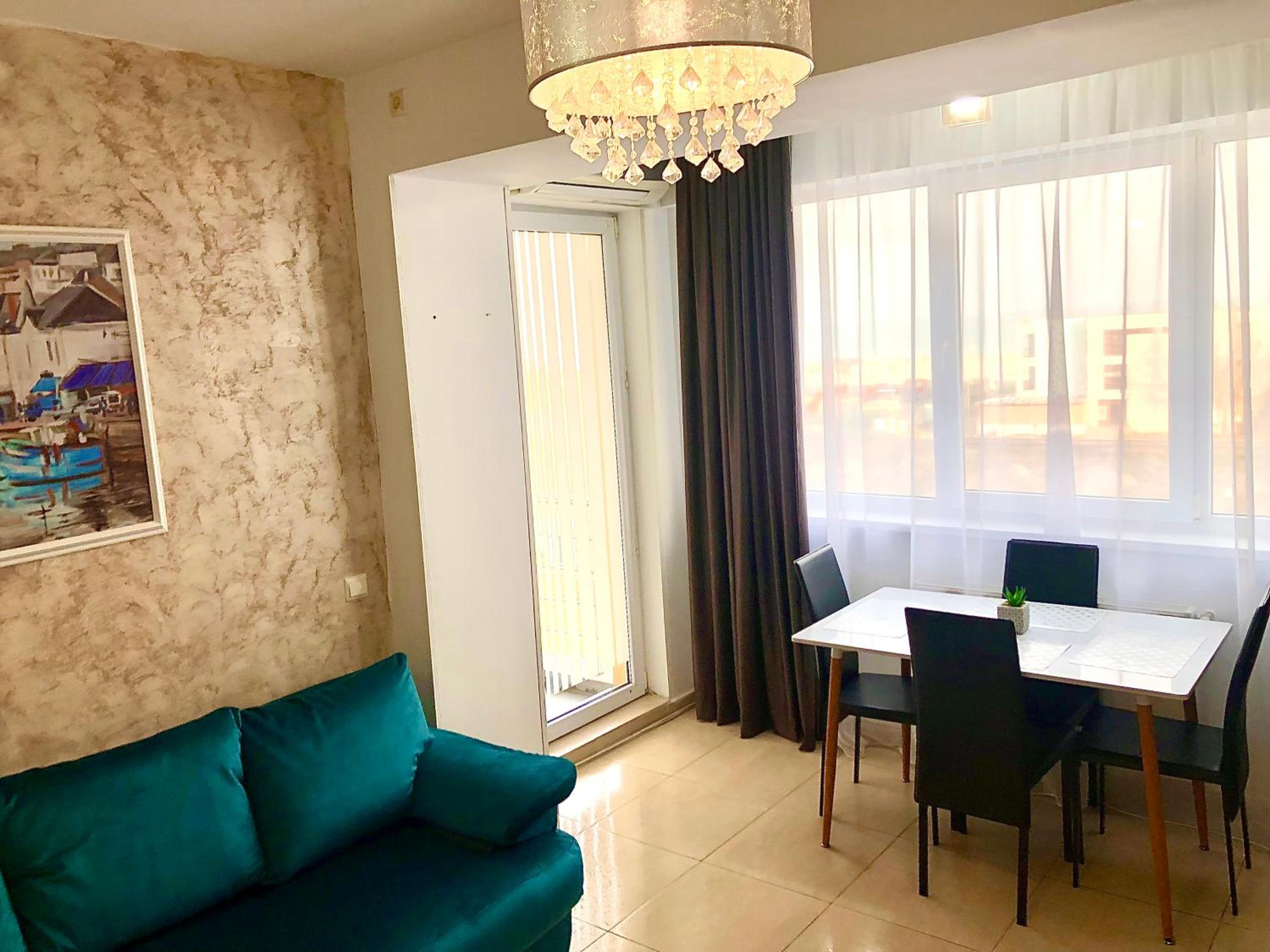 Monarch Boutique Apartaments