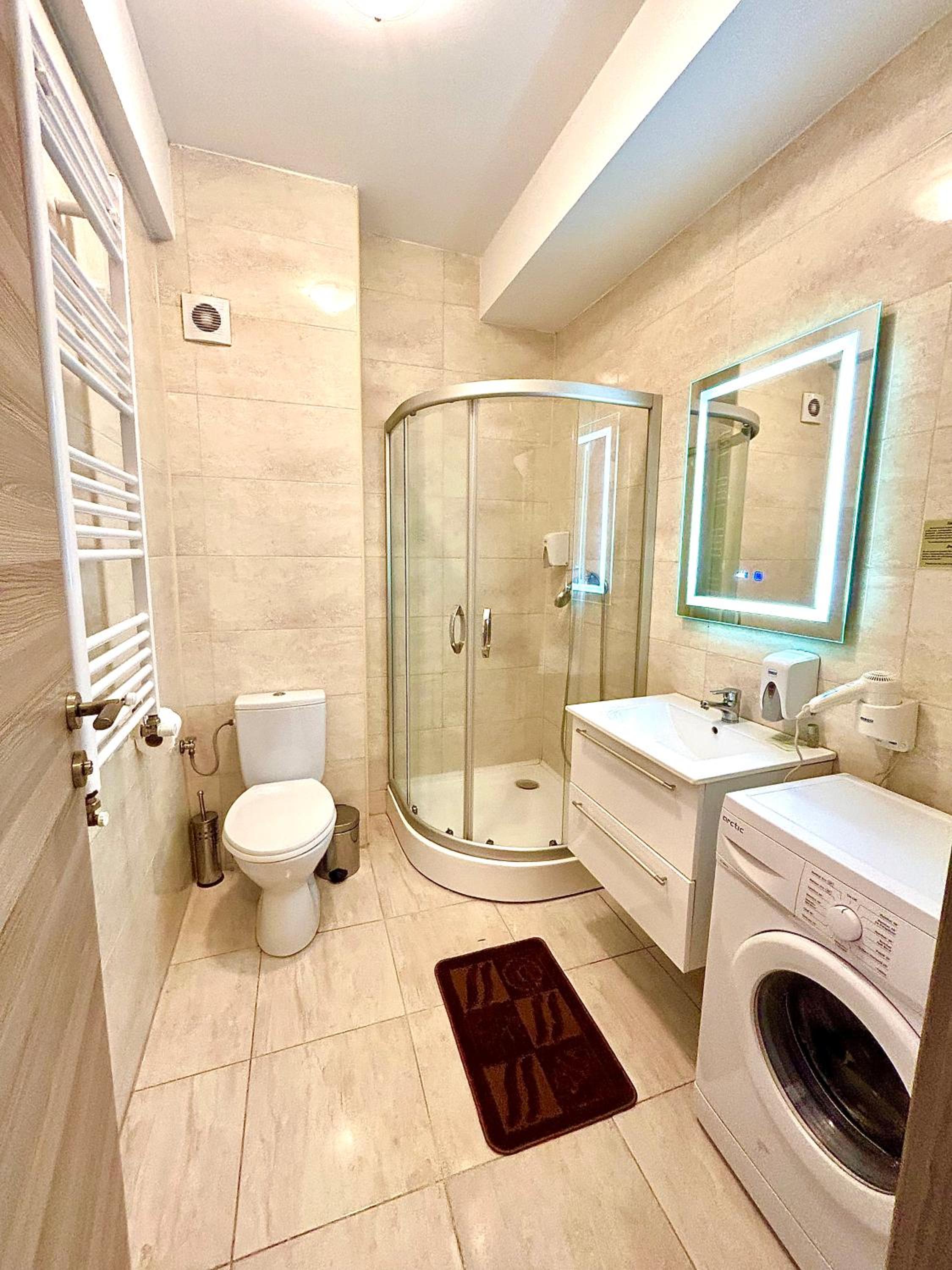 Monarch Boutique Apartaments