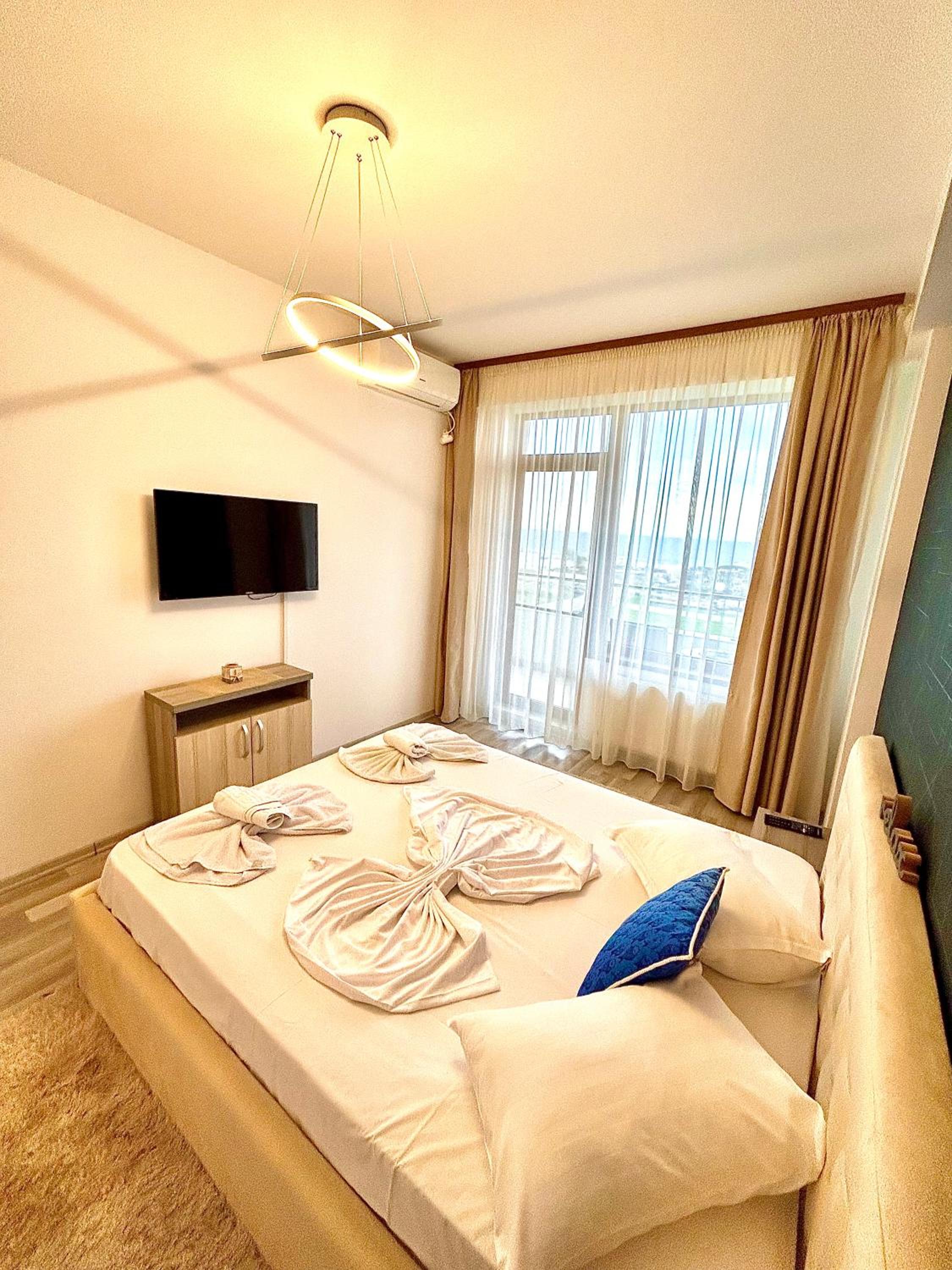 Monarch Boutique Apartaments