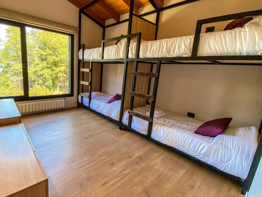 Villa la Angostura Casa frente al Lago JPG
