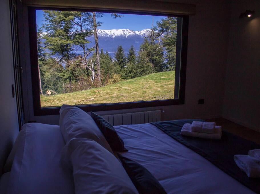 Villa la Angostura Casa frente al Lago JPG