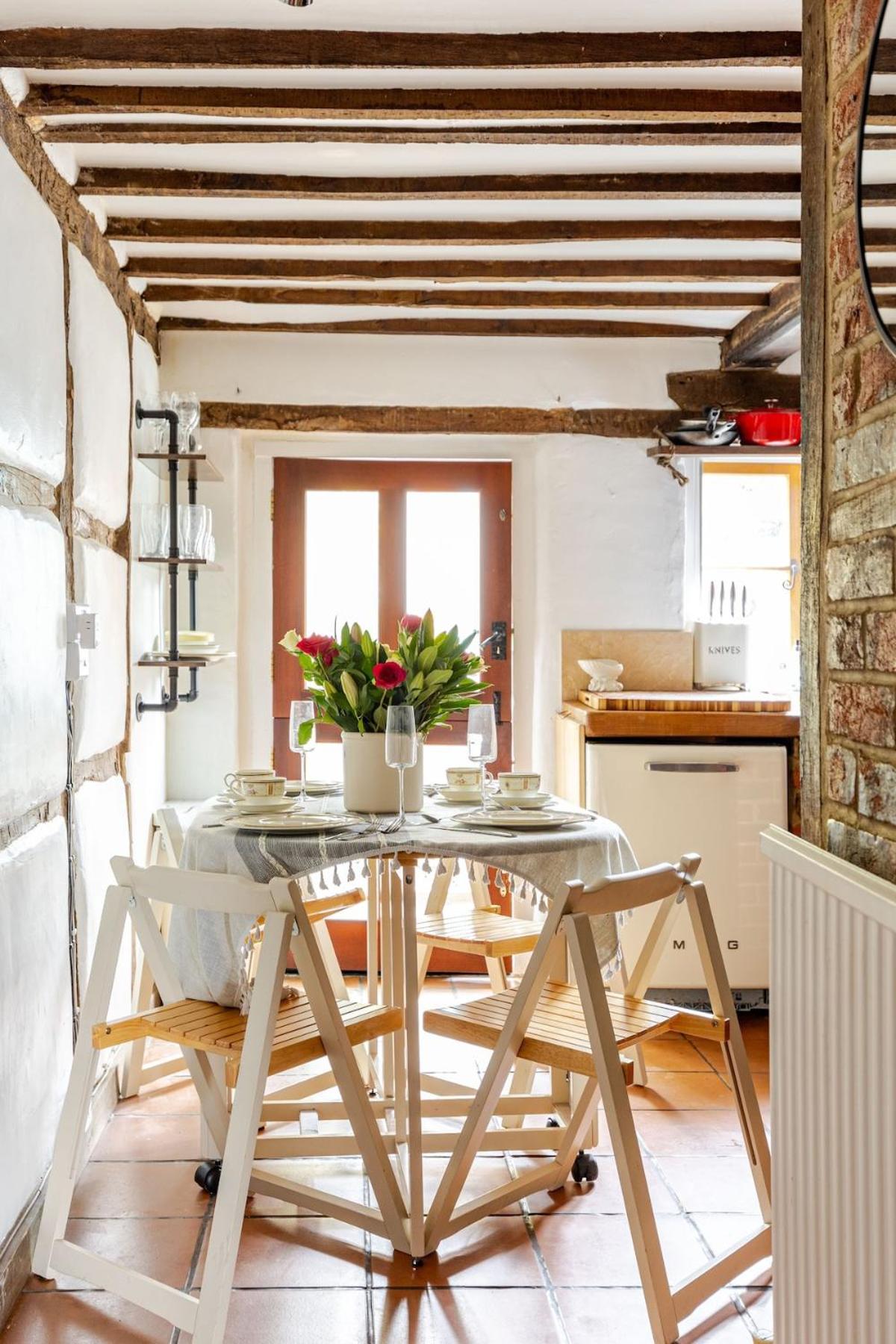 Beautiful 17th Century Cottage view 2