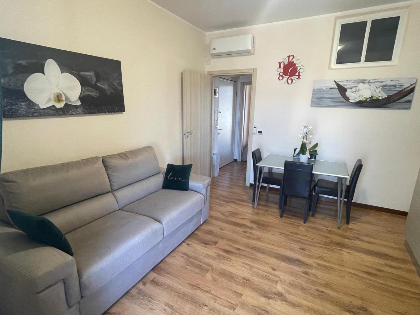 Violamare en Savona — hotel room