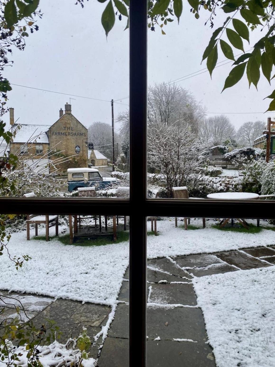 Guiting Guest House