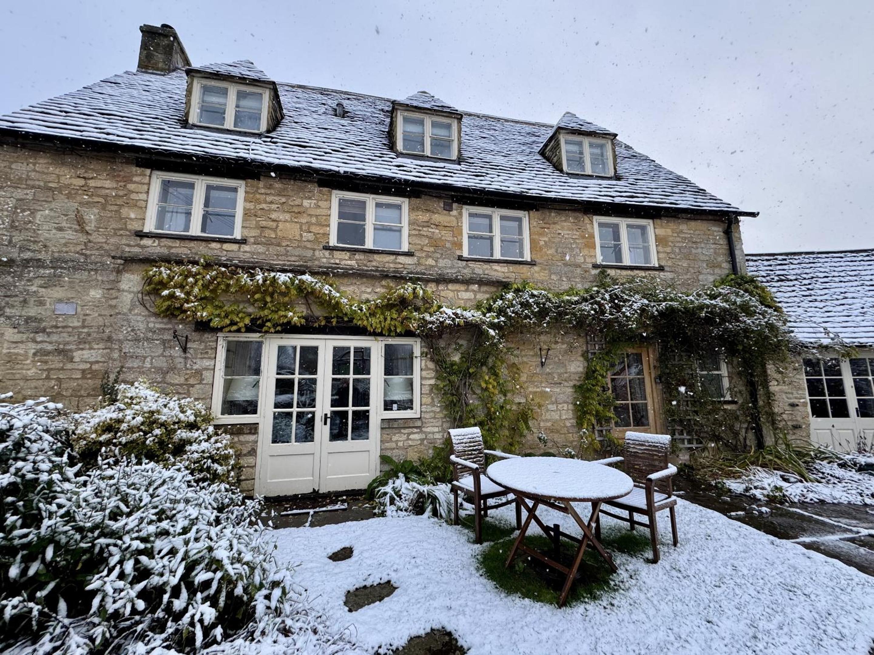 Guiting Guest House