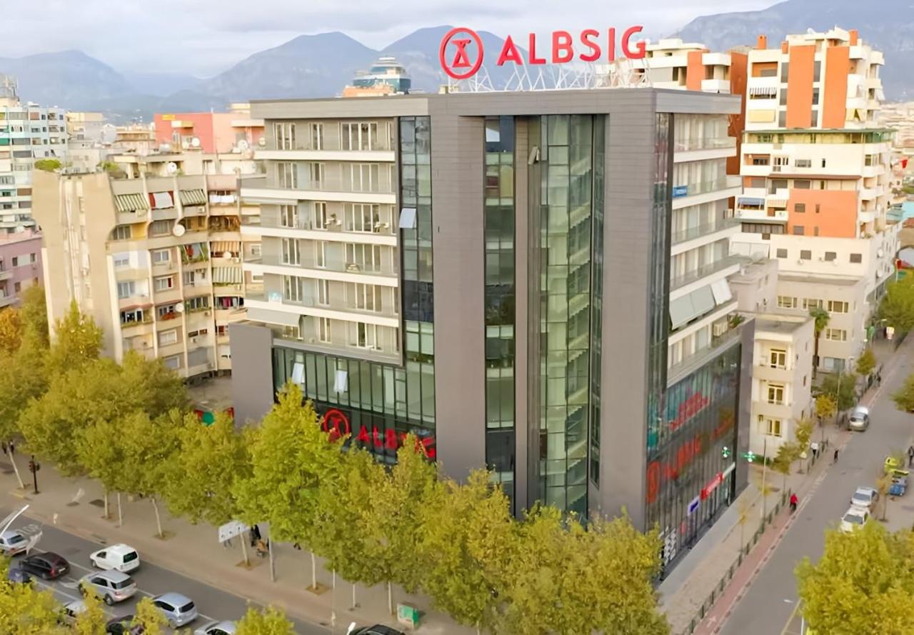 Free Parking Skanderbeg Square - Spacious Central Apartment