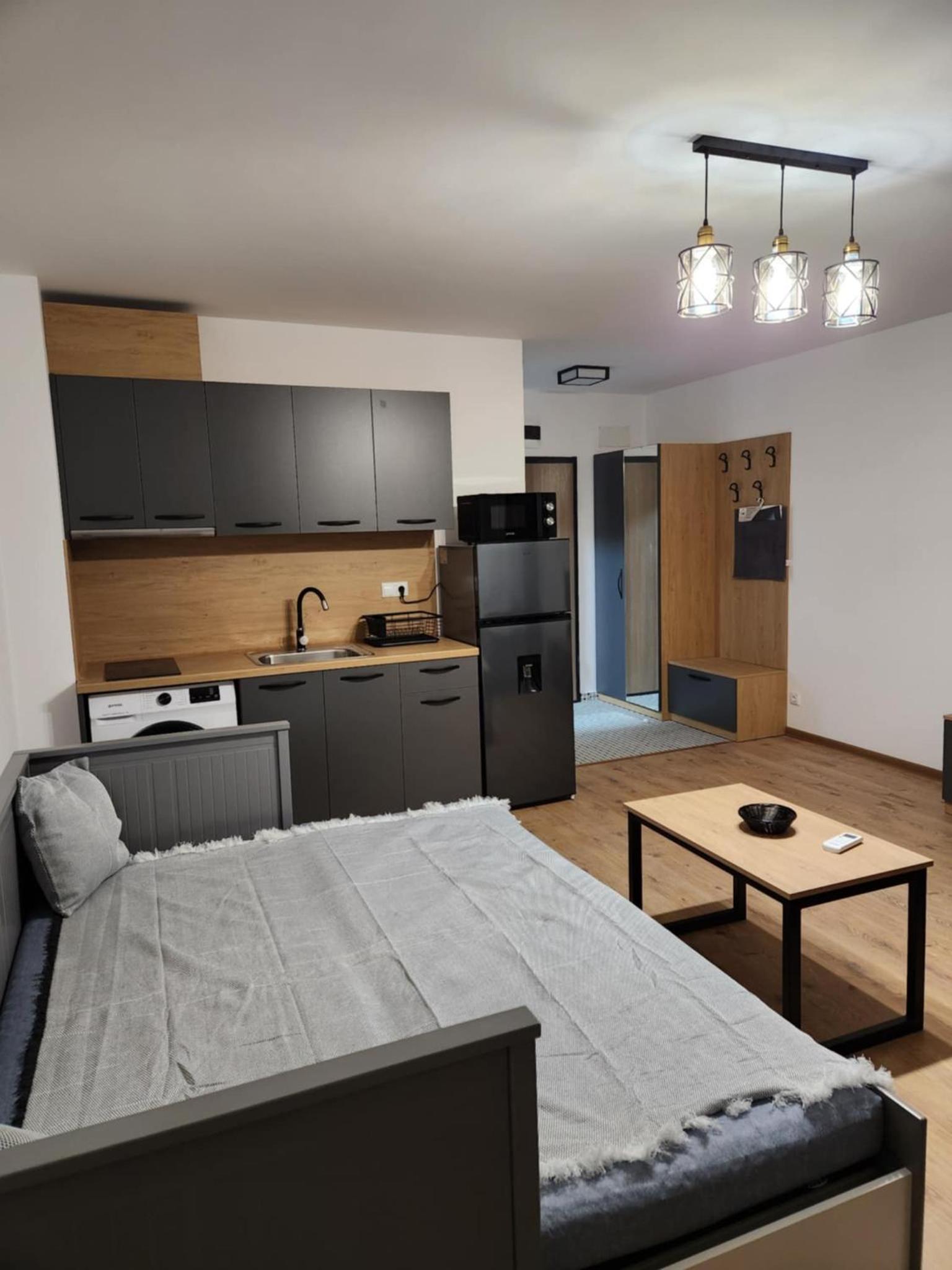 Alissa Student City apart 4