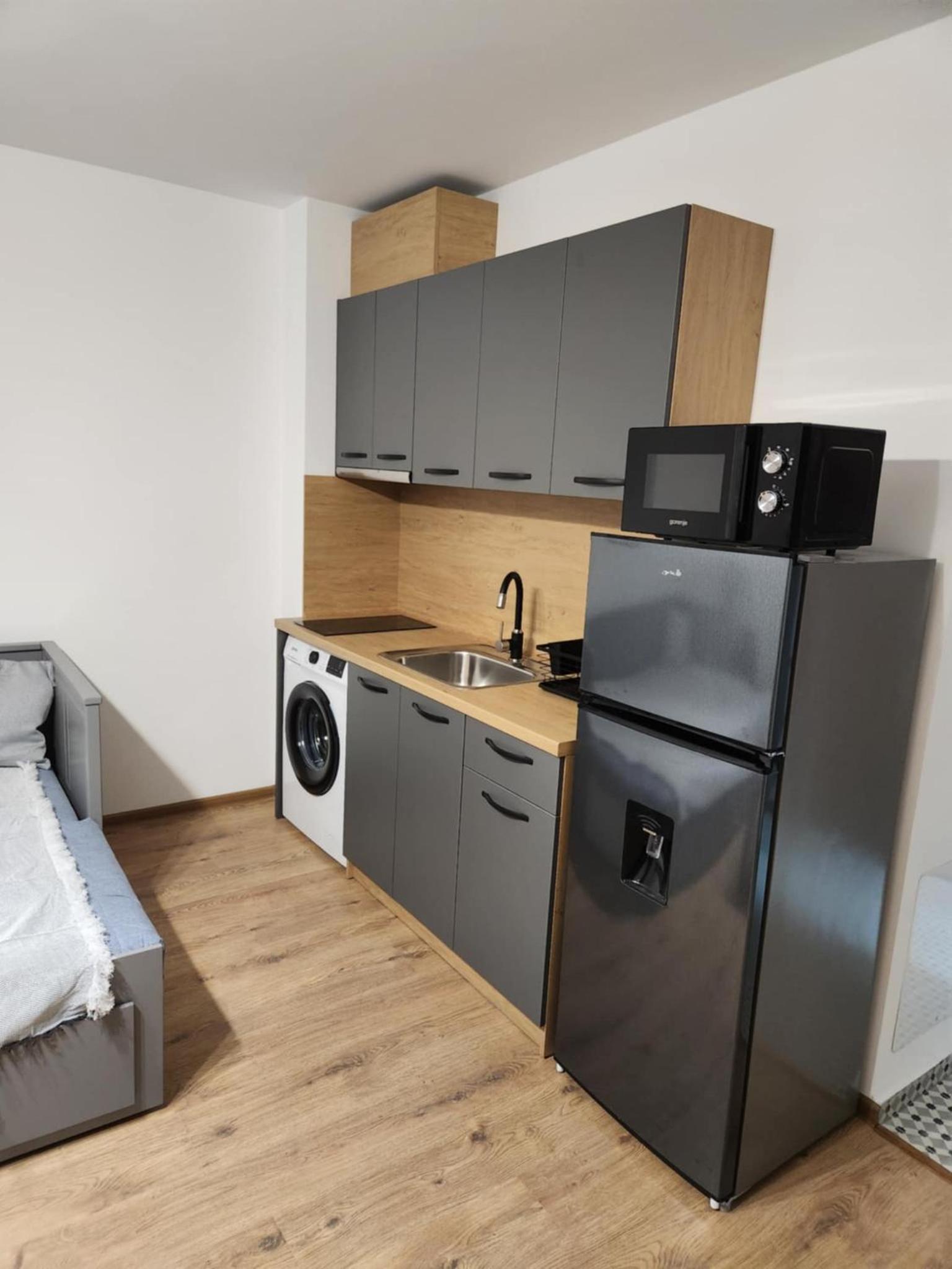 Alissa Student City apart 4