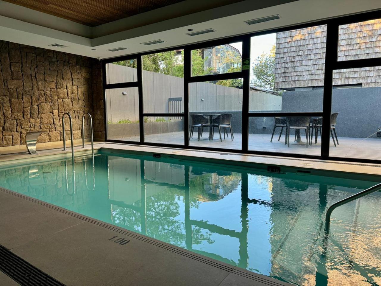 Acogedor depa con piscina frente al Lago Llanquihue