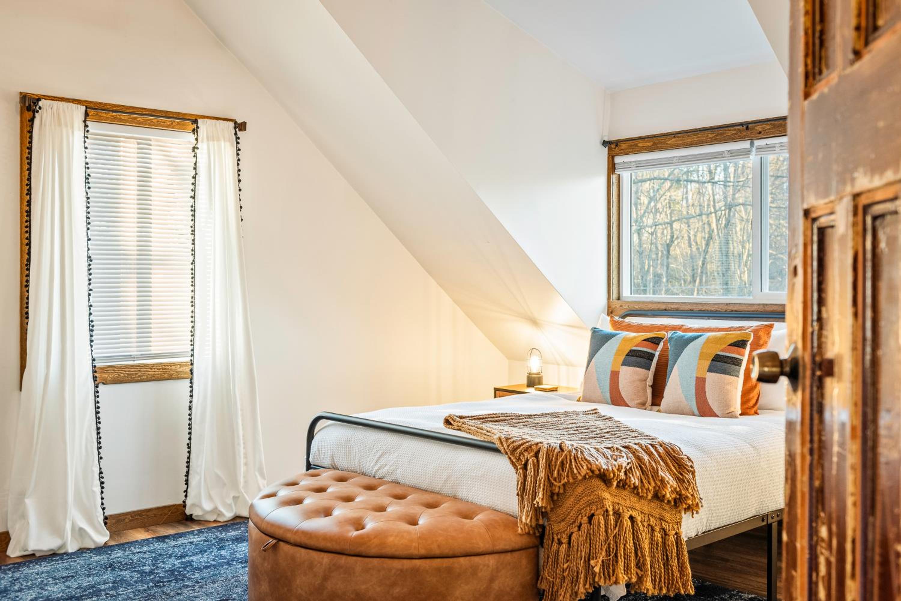Acute Chalet - Cozy I Elegant I Serene view 2