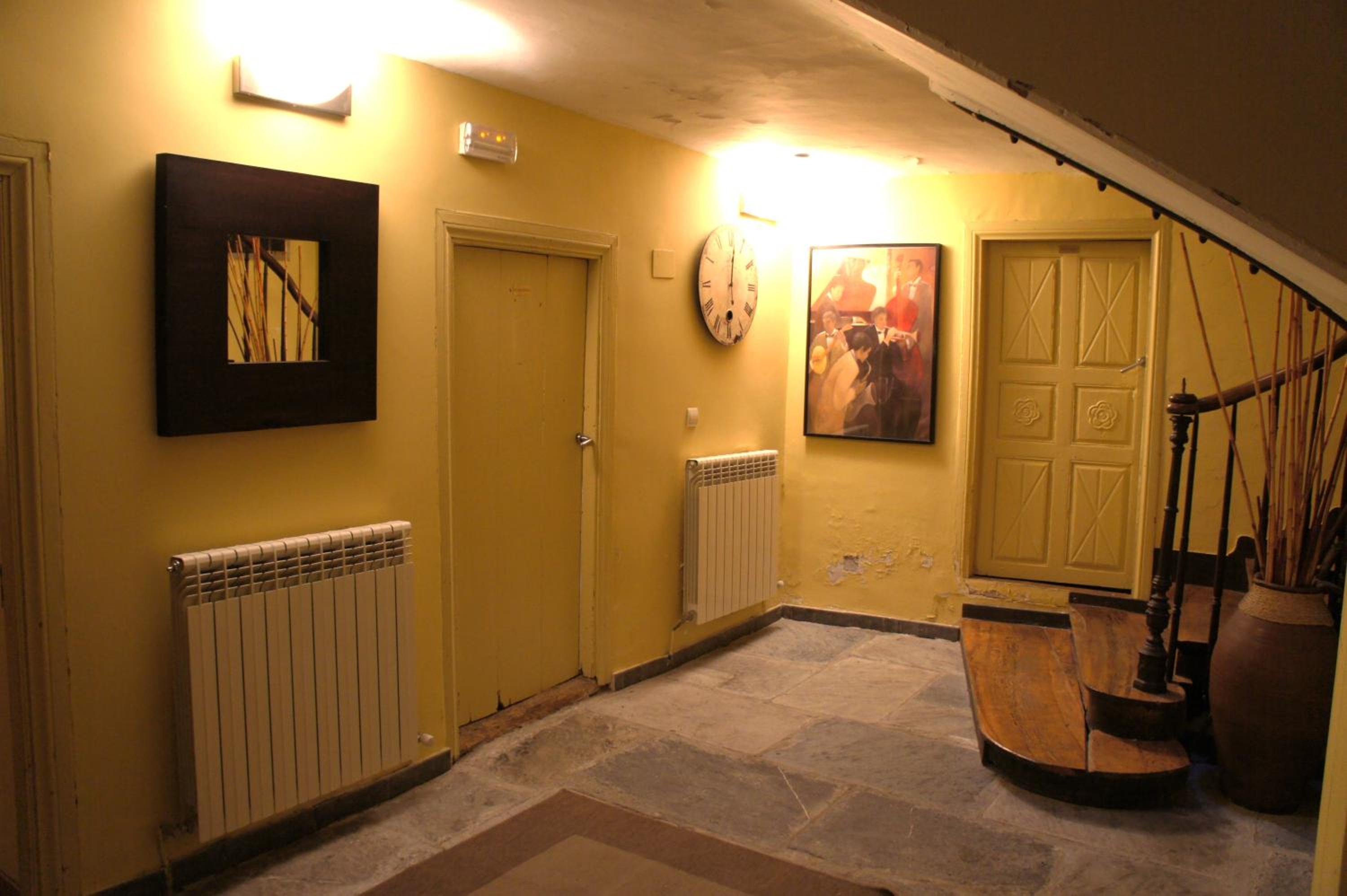 Photo 52