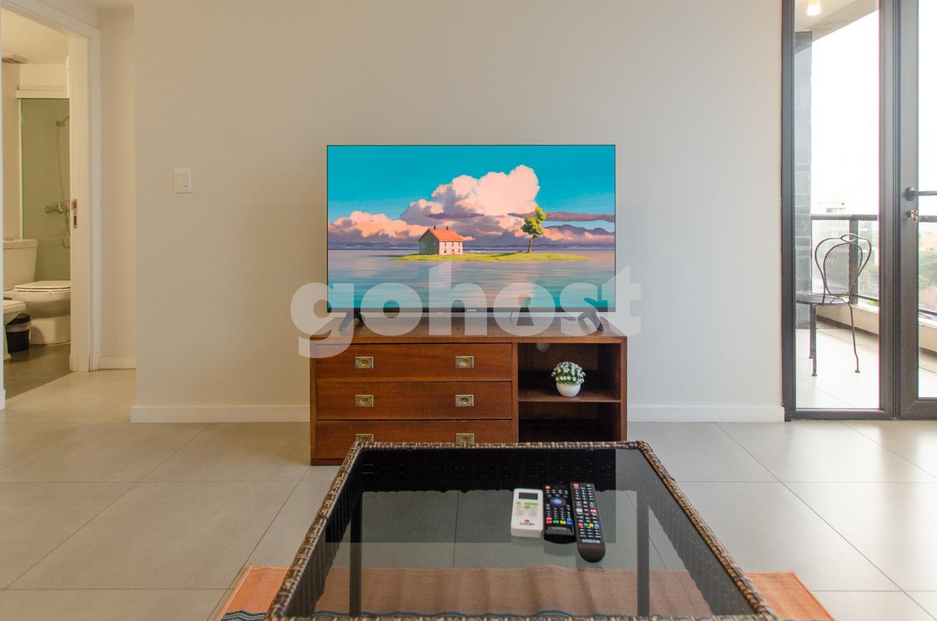 Modern 1 bed apt in Las Mercedes view 2