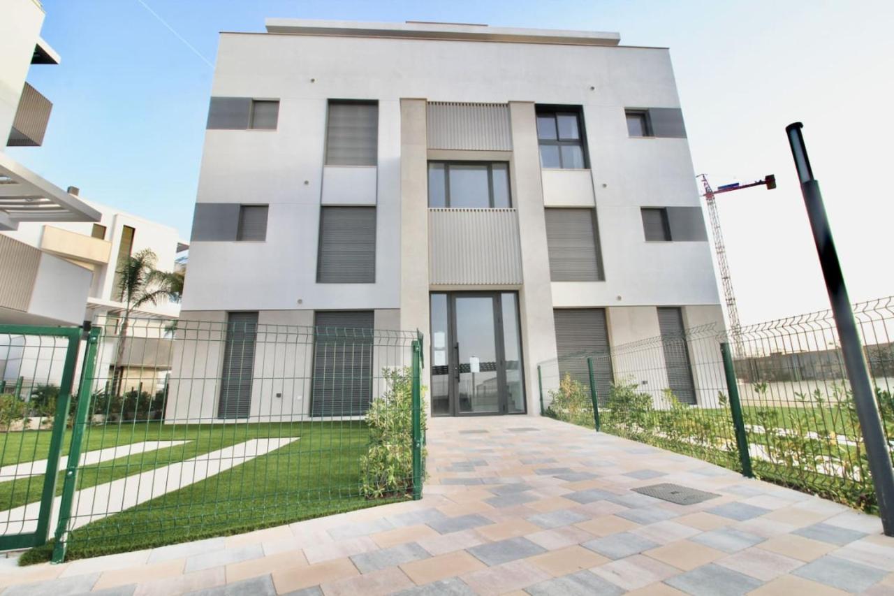 Two Bedroom Modern Apartment In Mirador Santa Rosalia