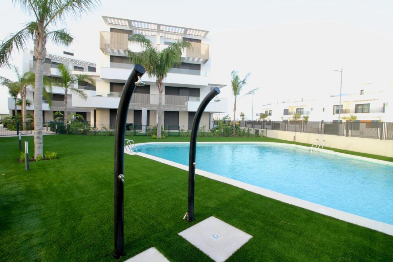 Two Bedroom Modern Apartment In Mirador Santa Rosalia
