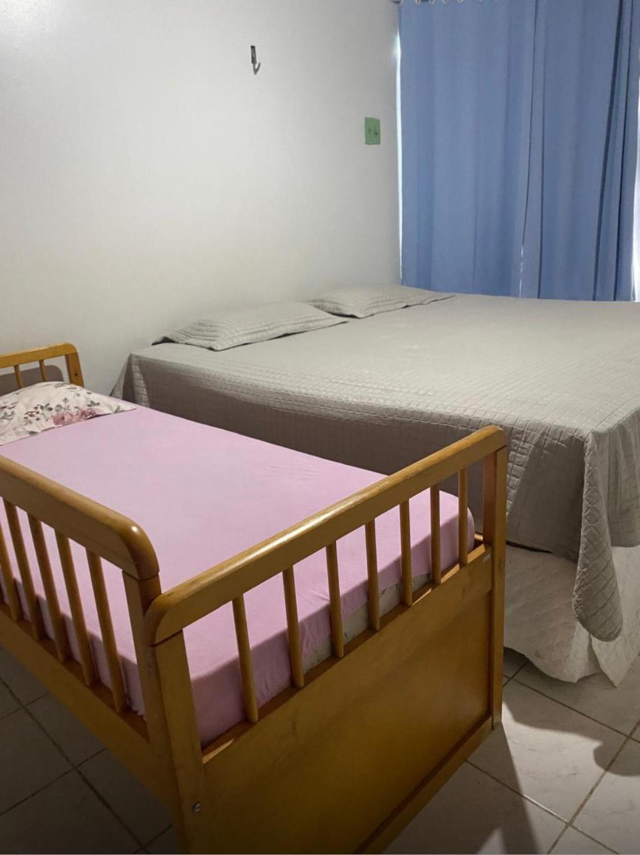 CASA COM PISCINA EM ÁREA NOBRE