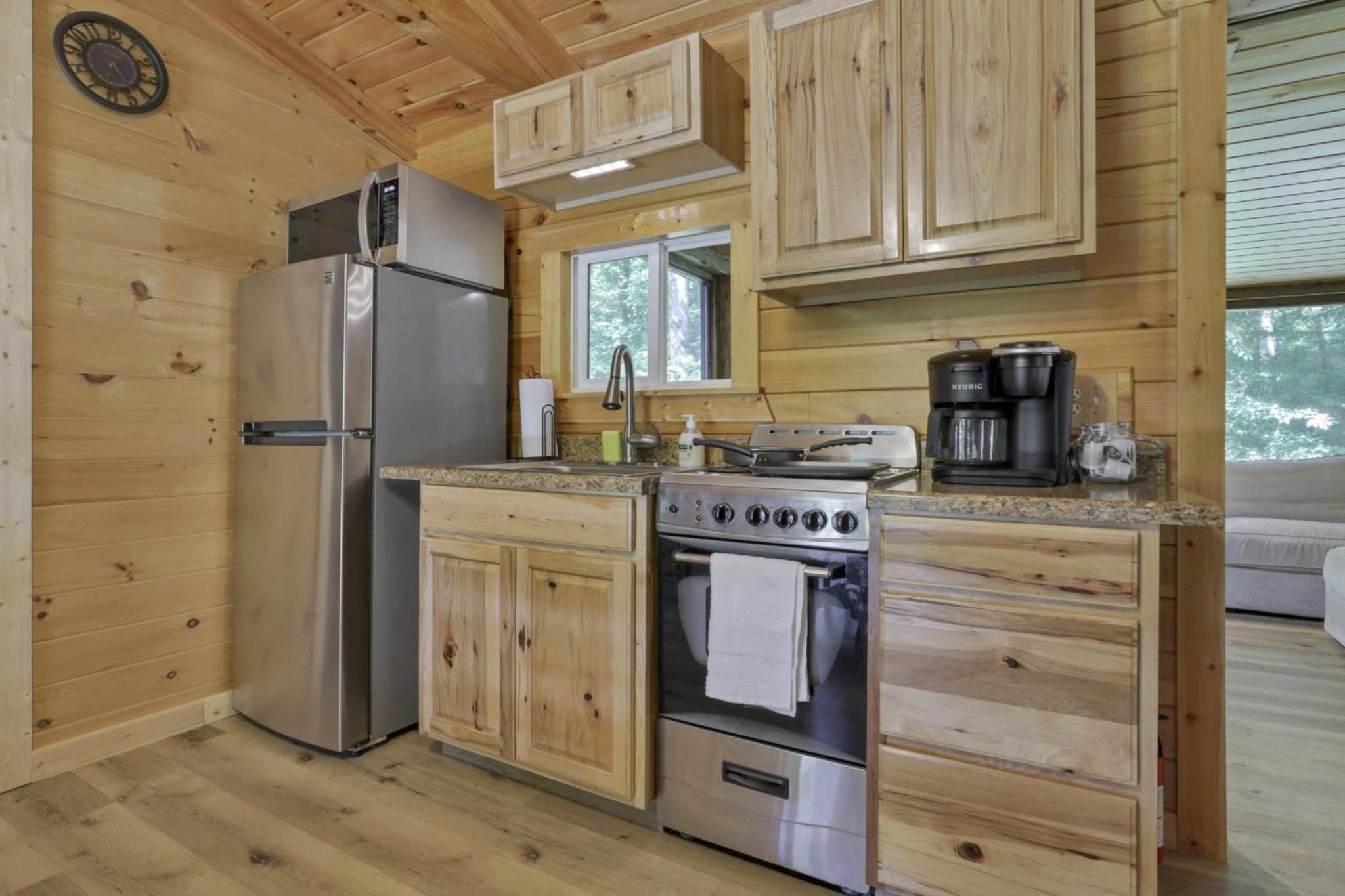 Duke's Getaway at Big Branch #00805,Hocking Hills Cabin with Private Pond, Pets allowed upon request view 4