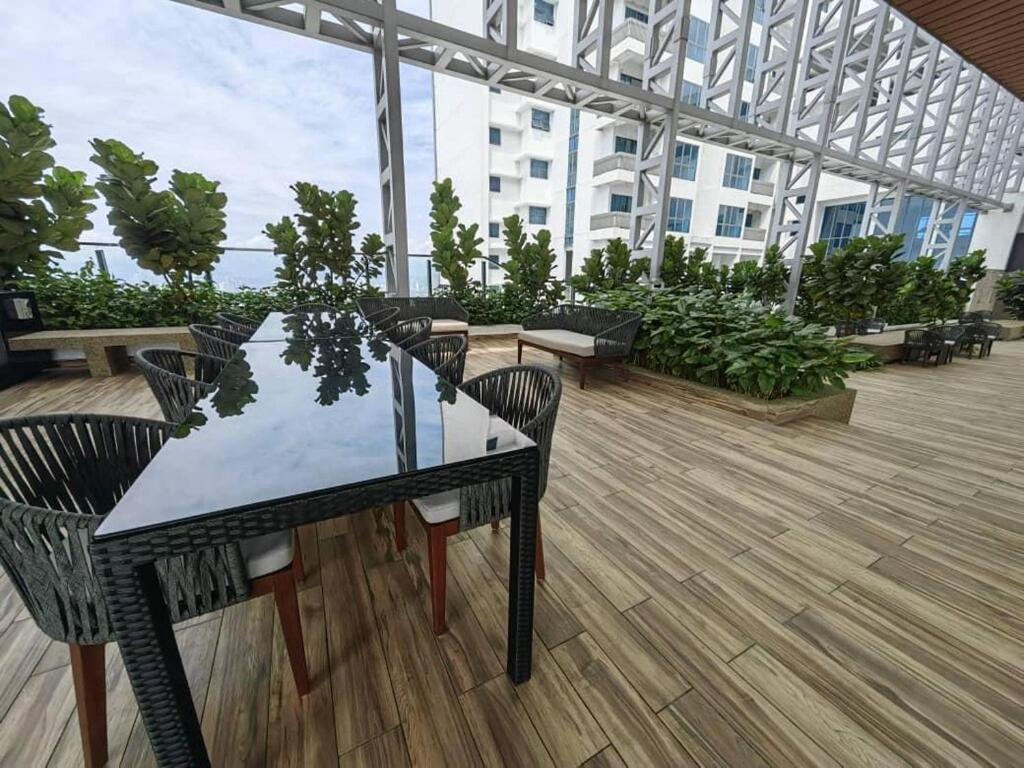 The luxe infinitum klcc