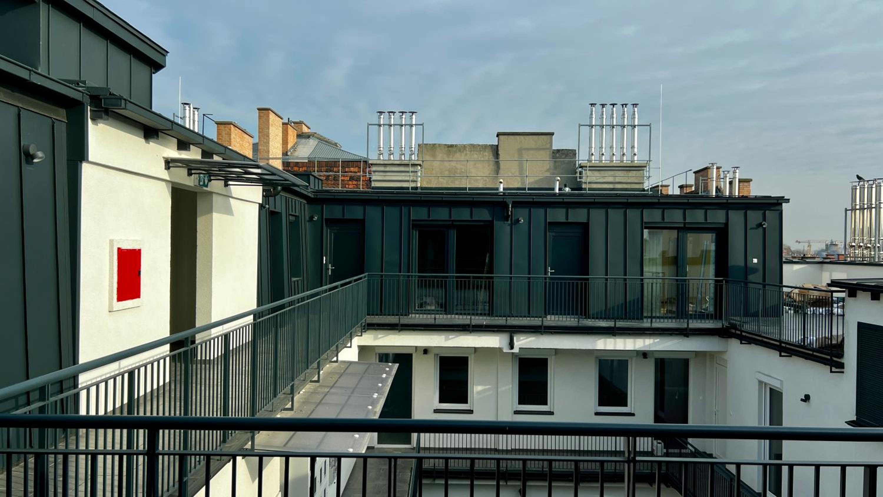 Lili's Loft Studio view 3