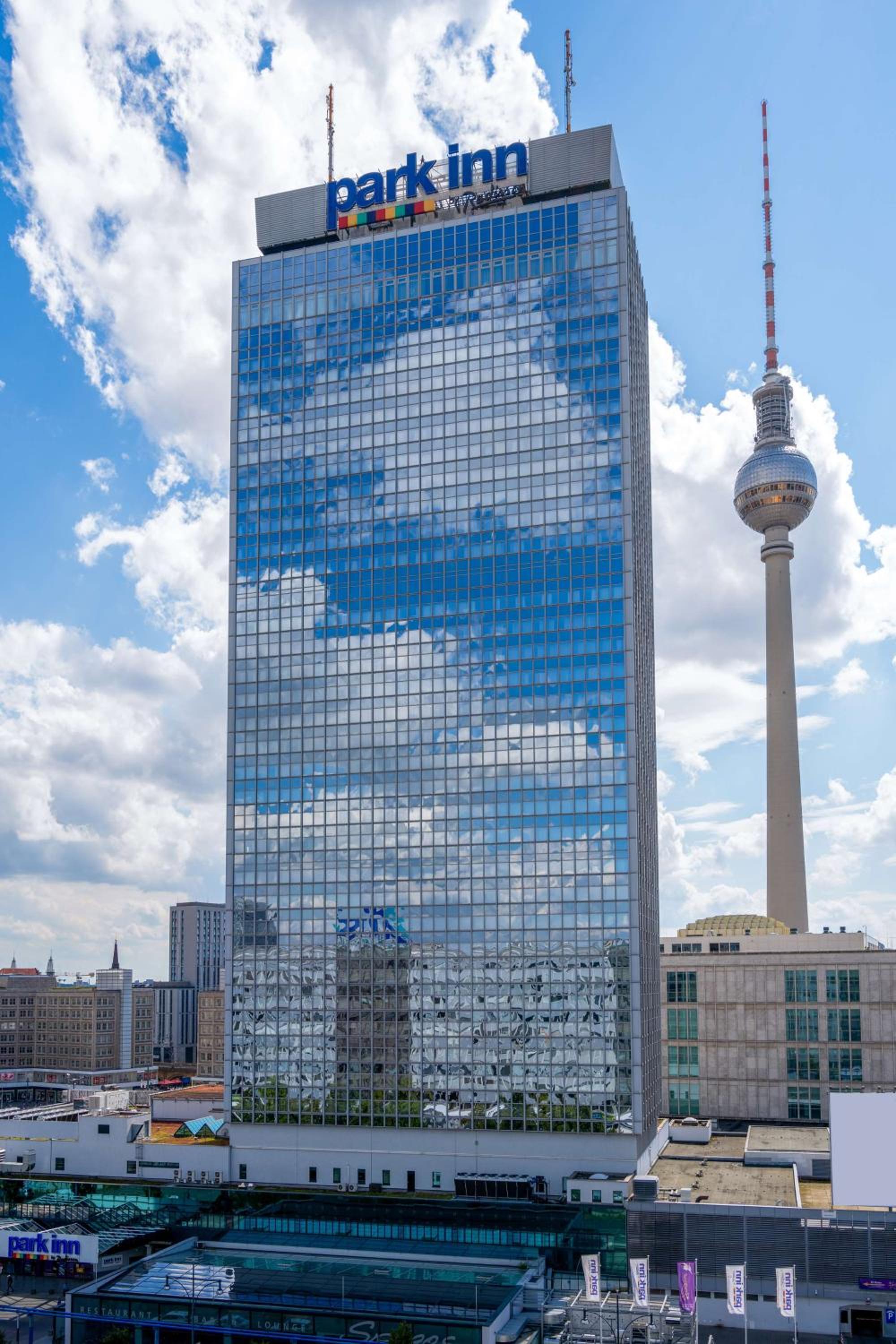 Park Inn by Radisson Berlin Alexanderplatz
