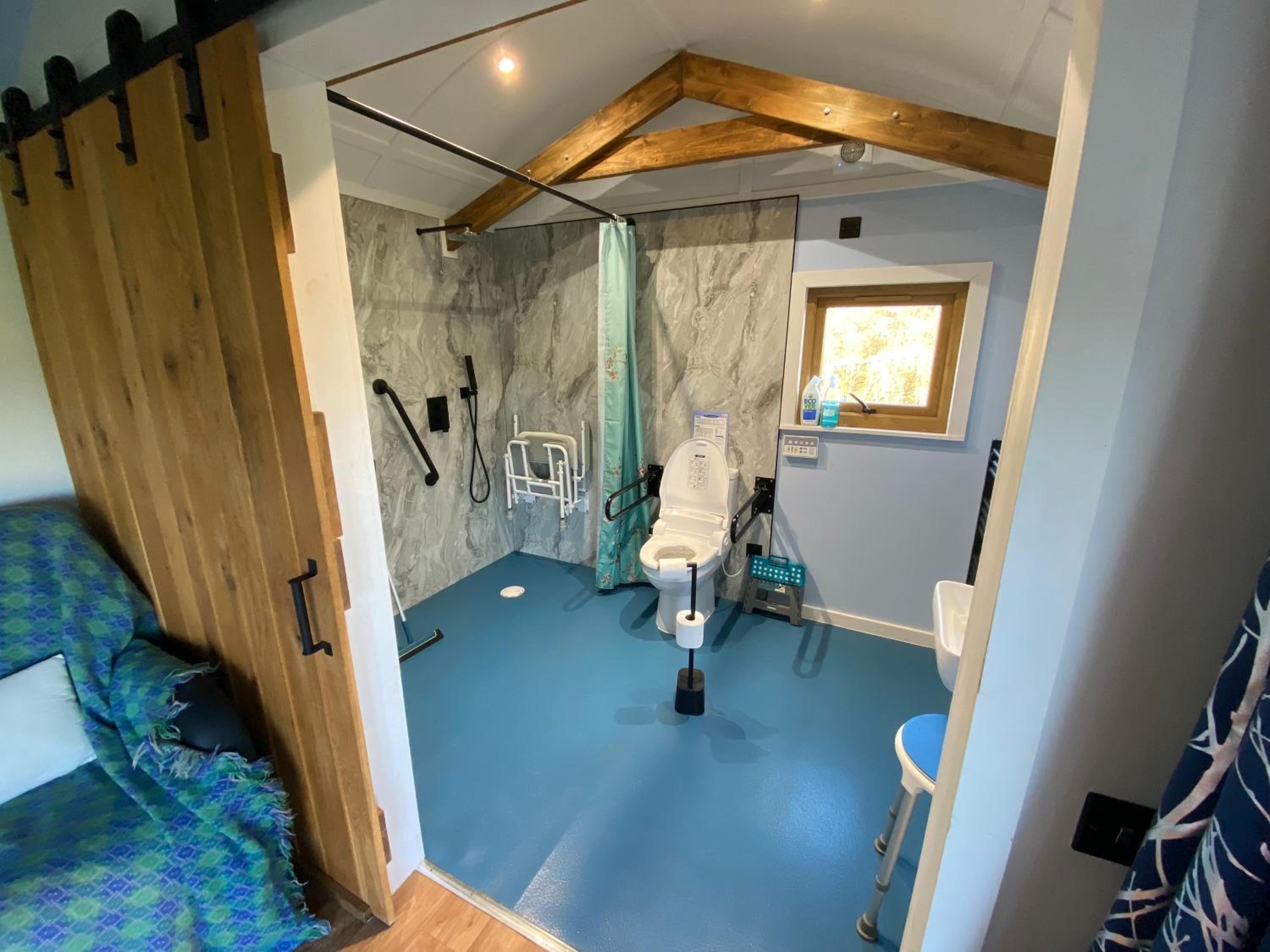 Hafan y Mynydd - Mobility adapted double shepherd hut view 2
