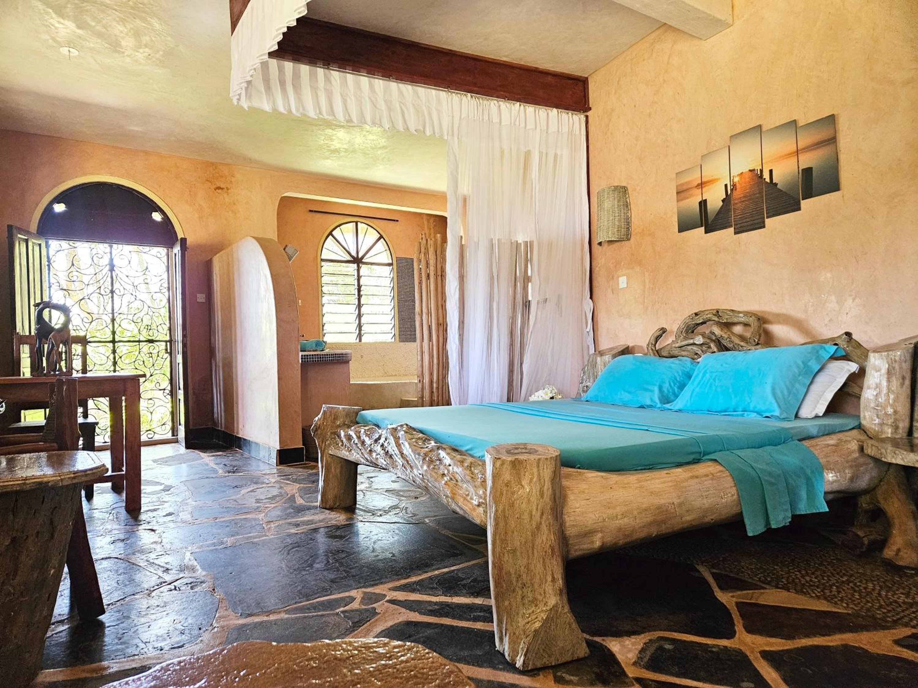 Wagawimbi Villa 560 m2, Breathtaking View of the Indian Ocean, Kenya view 5