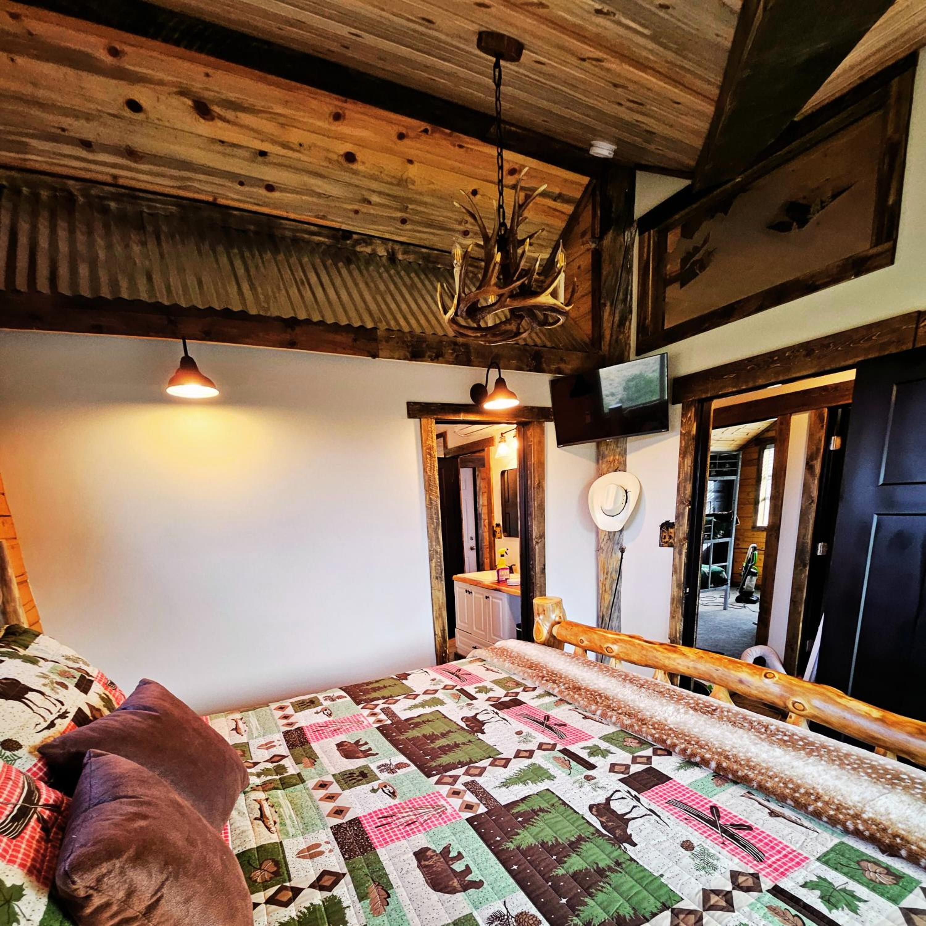 Fish Creek Cabin view 3