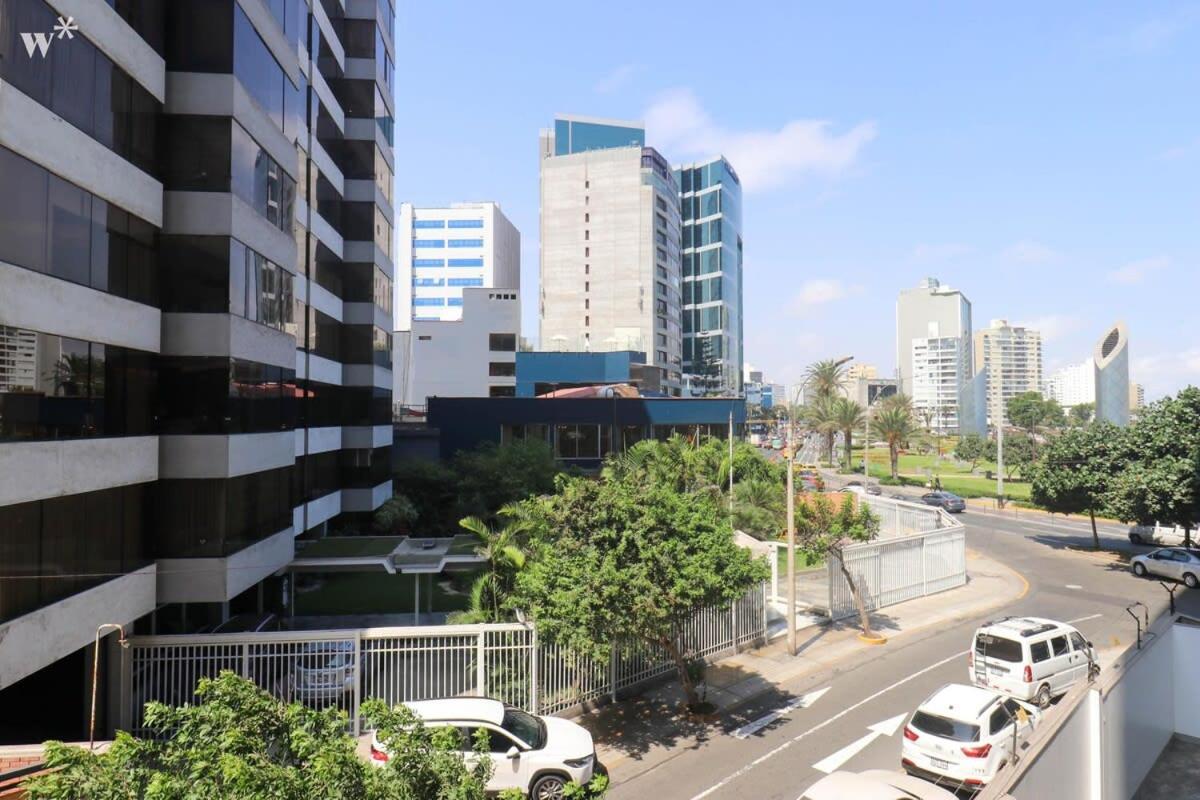 Larcomar Oceanview 2BR in Miraflores by Wynwood House view 5