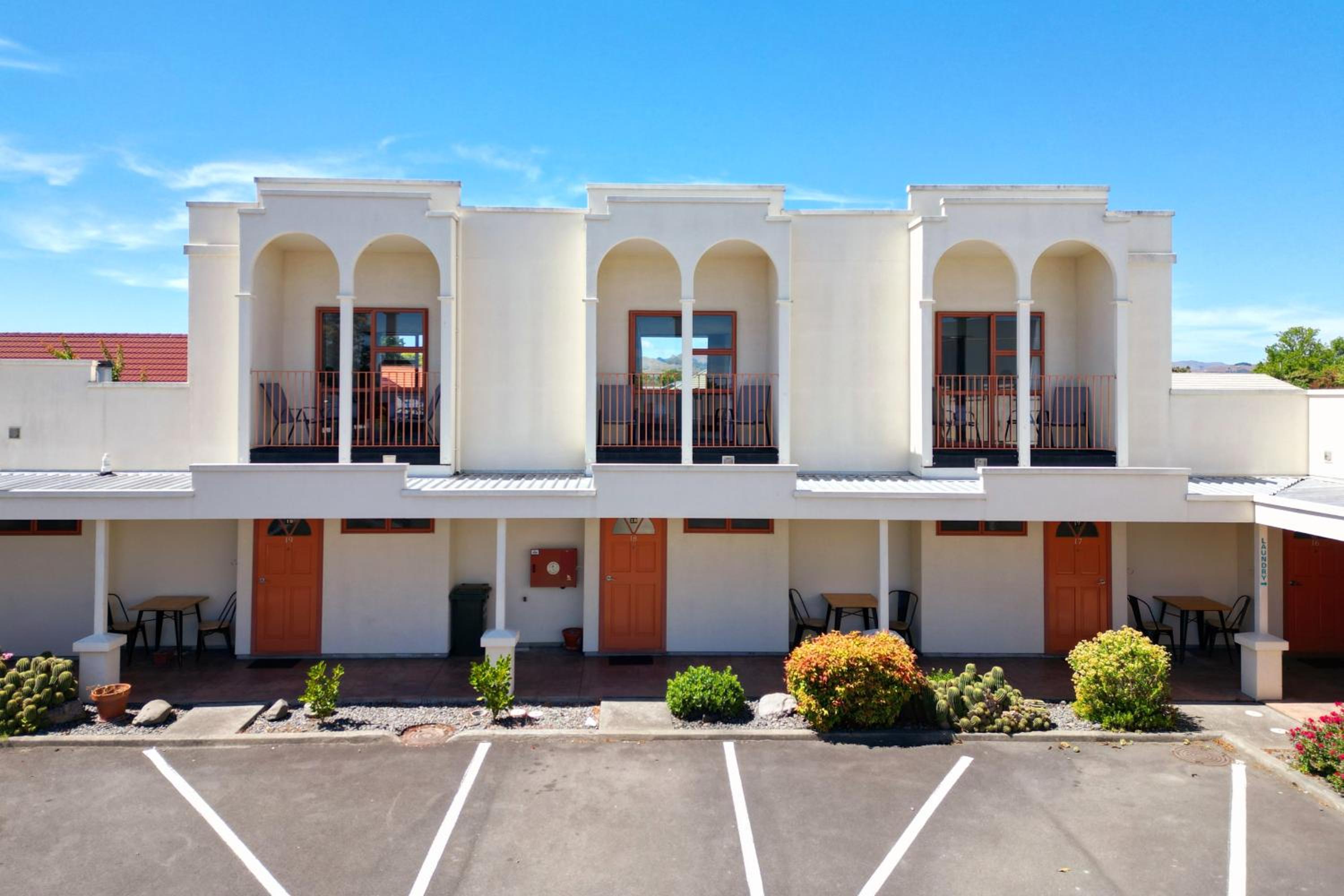 Valdez Motor Lodge