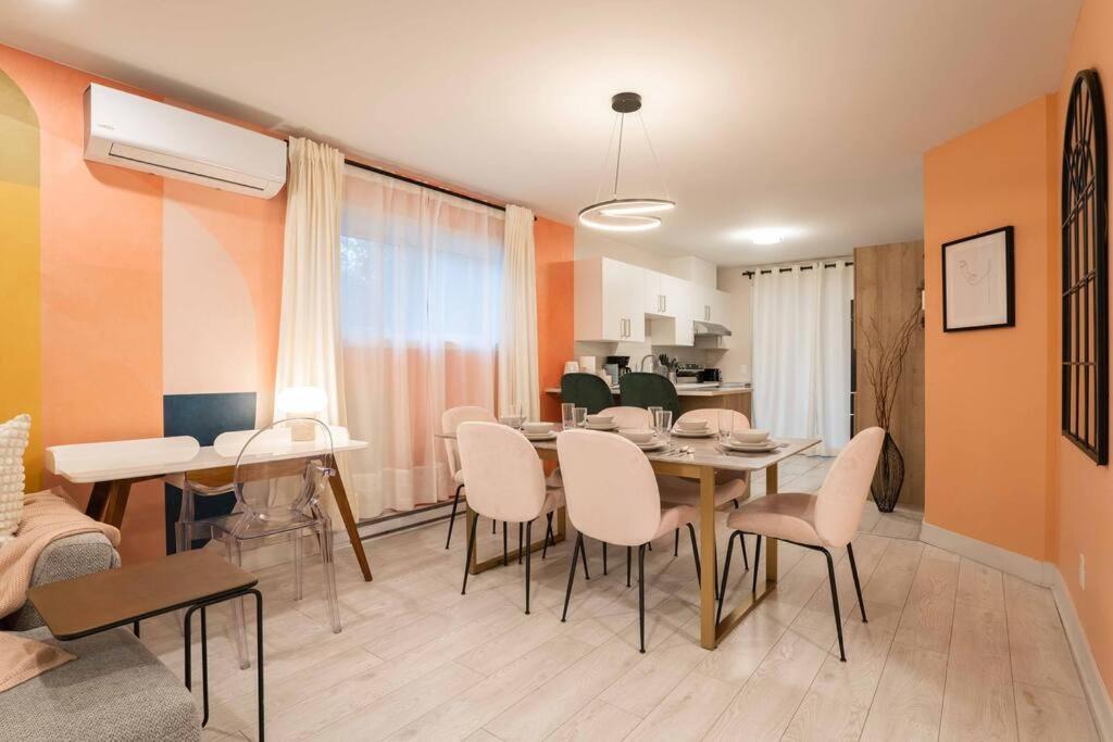 Vibrant 3BR Suite, Backyard, near metro and Free Parking