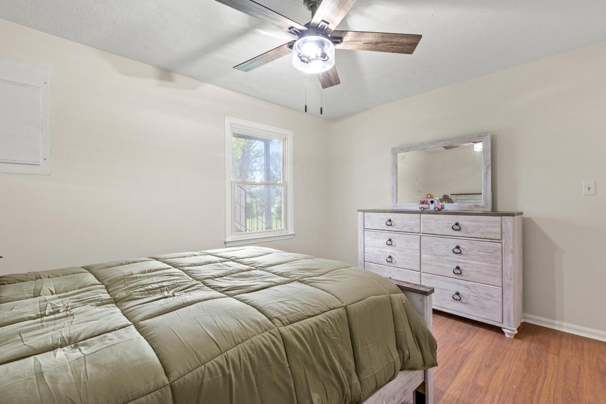 Reading Nook Getaway view 3