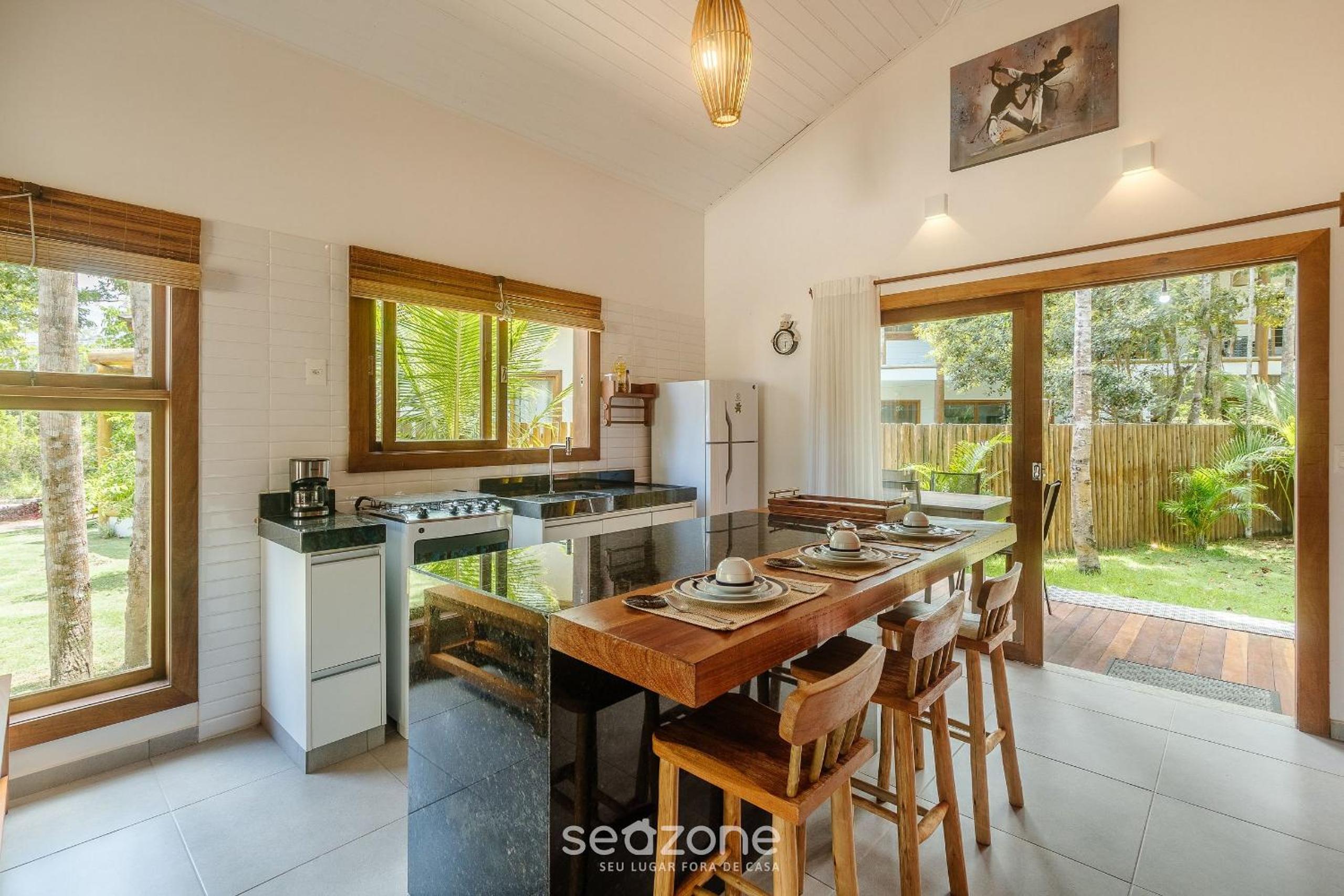 Casas No Condomínio EcoVillage d'Ajuda - EVL