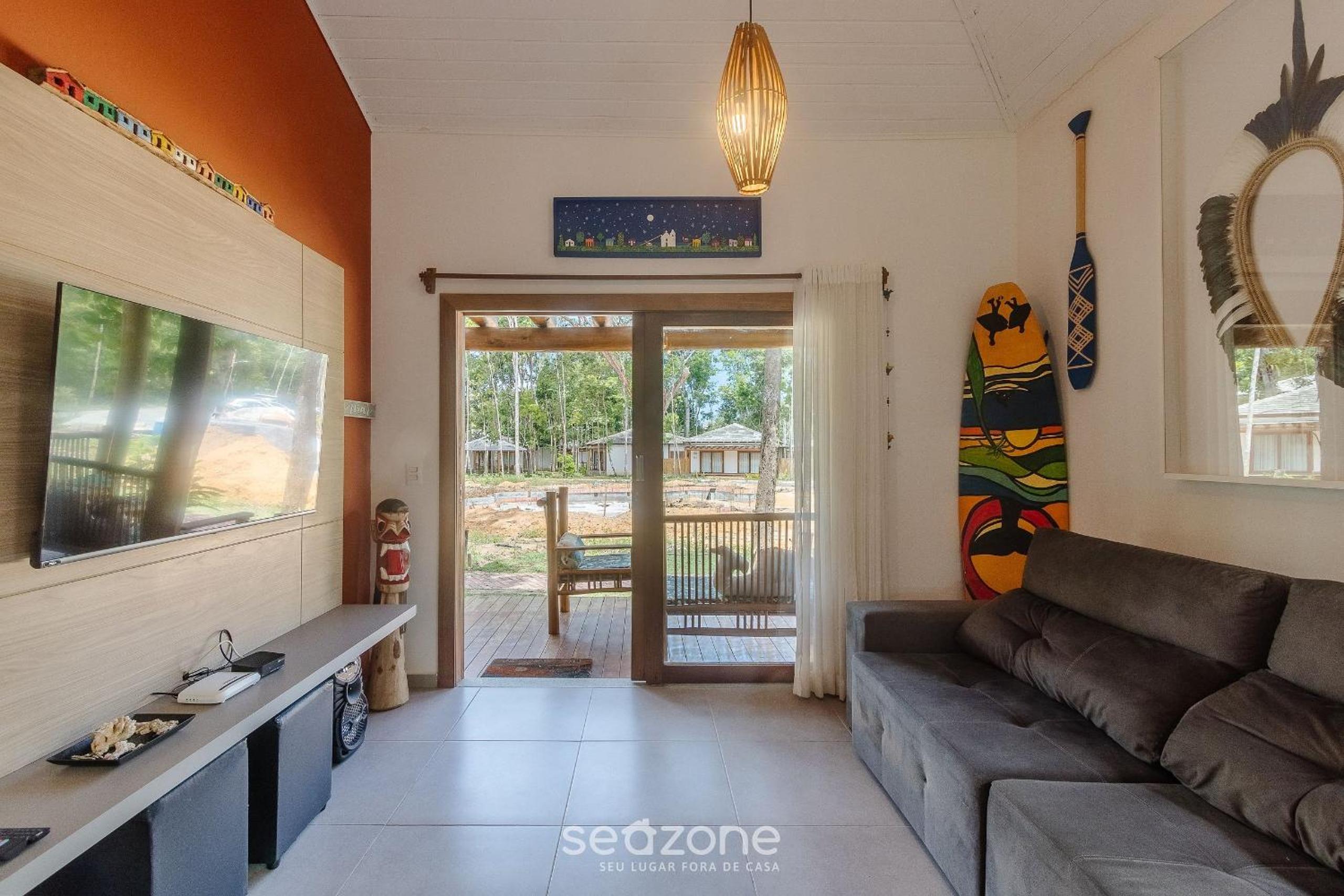 Casas No Condomínio EcoVillage d'Ajuda - EVL