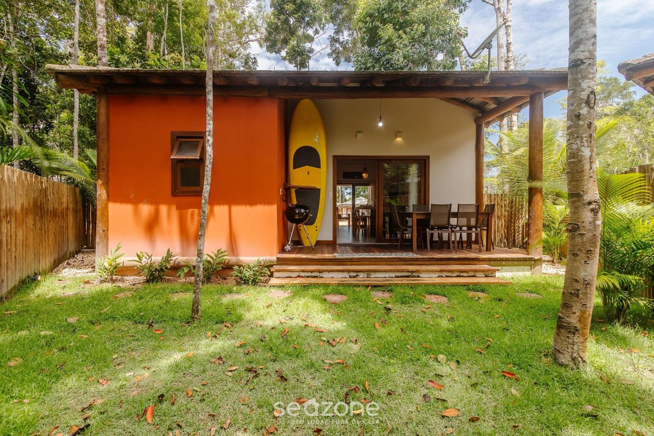 Casas No Condomínio EcoVillage d'Ajuda - EVL