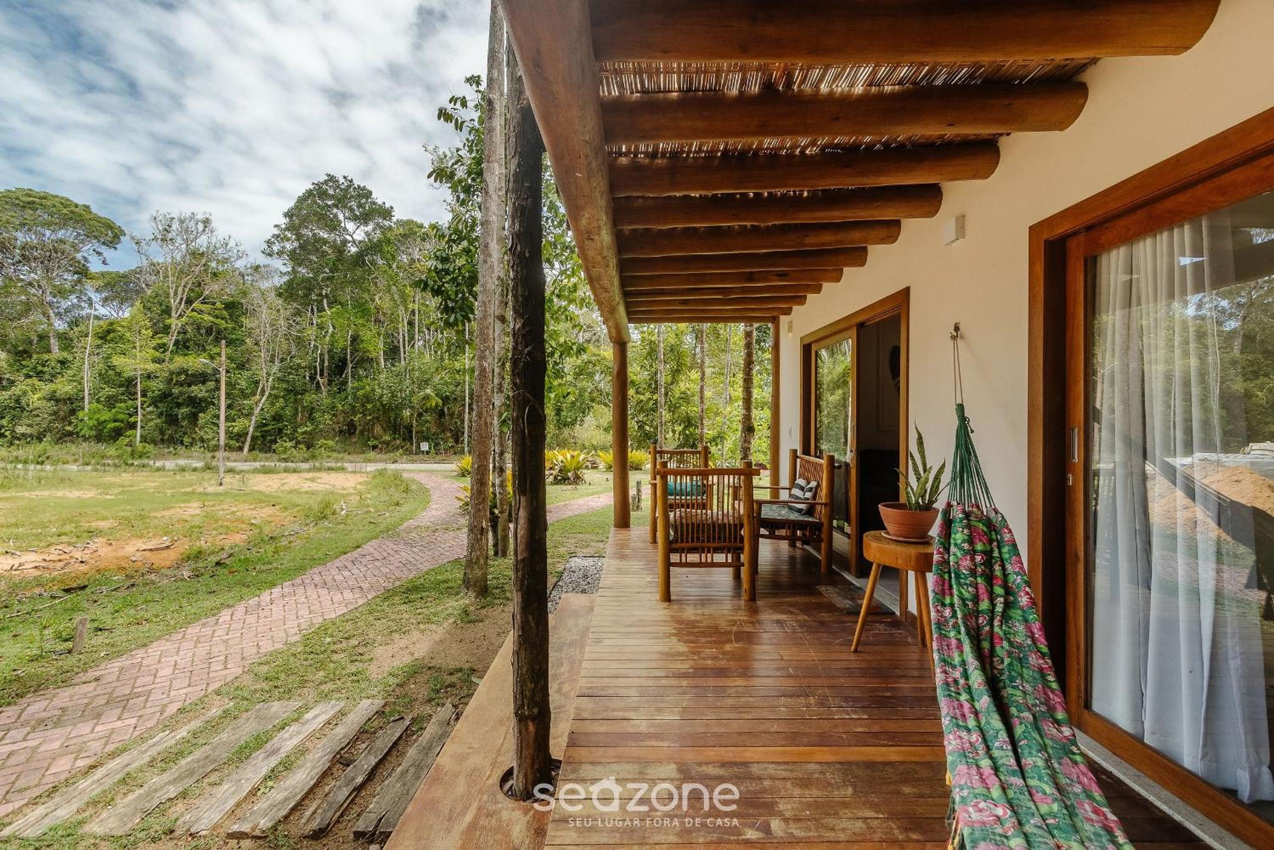 Casas No Condomínio EcoVillage d'Ajuda - EVL