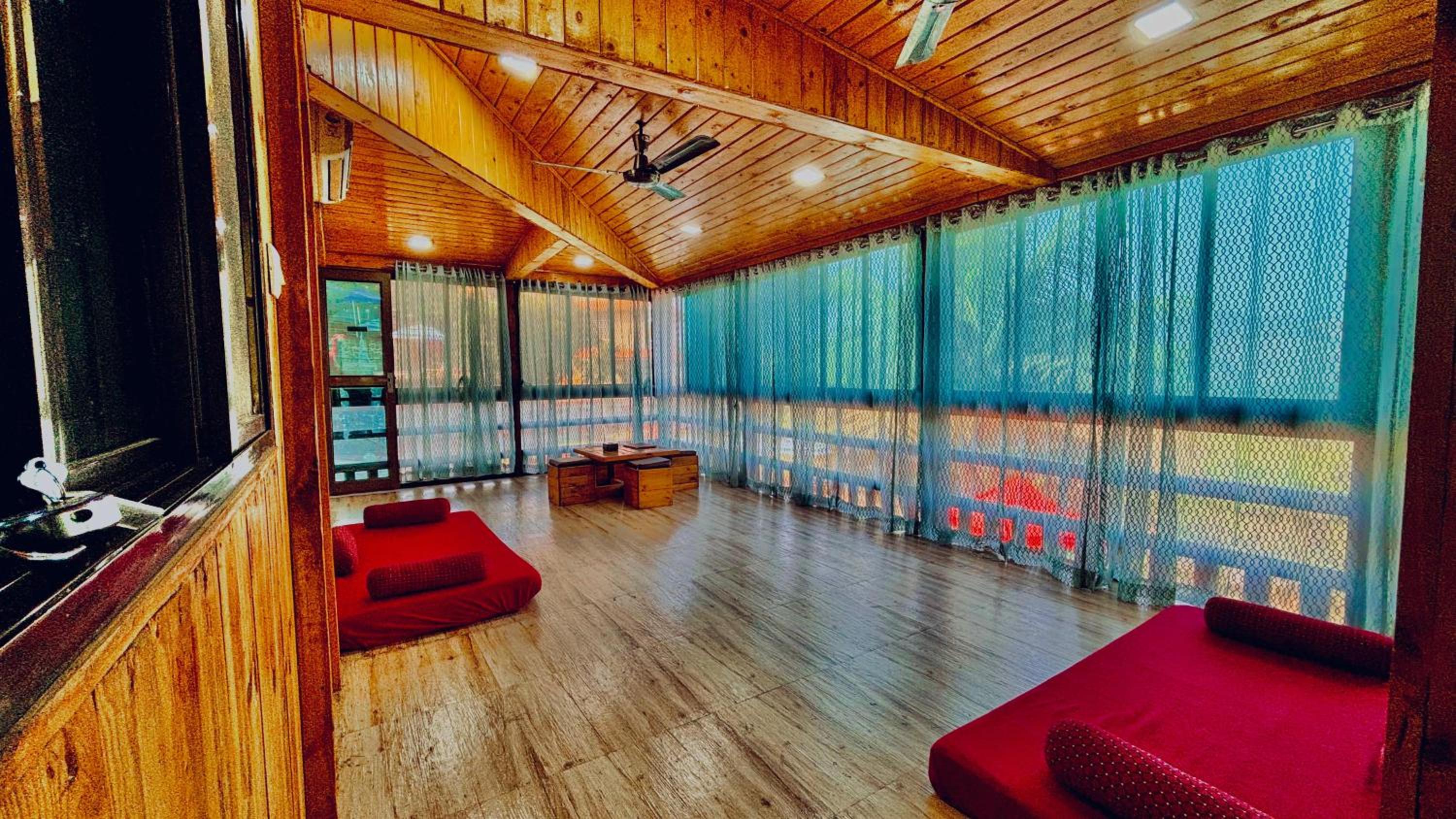 meeting & event spaces
