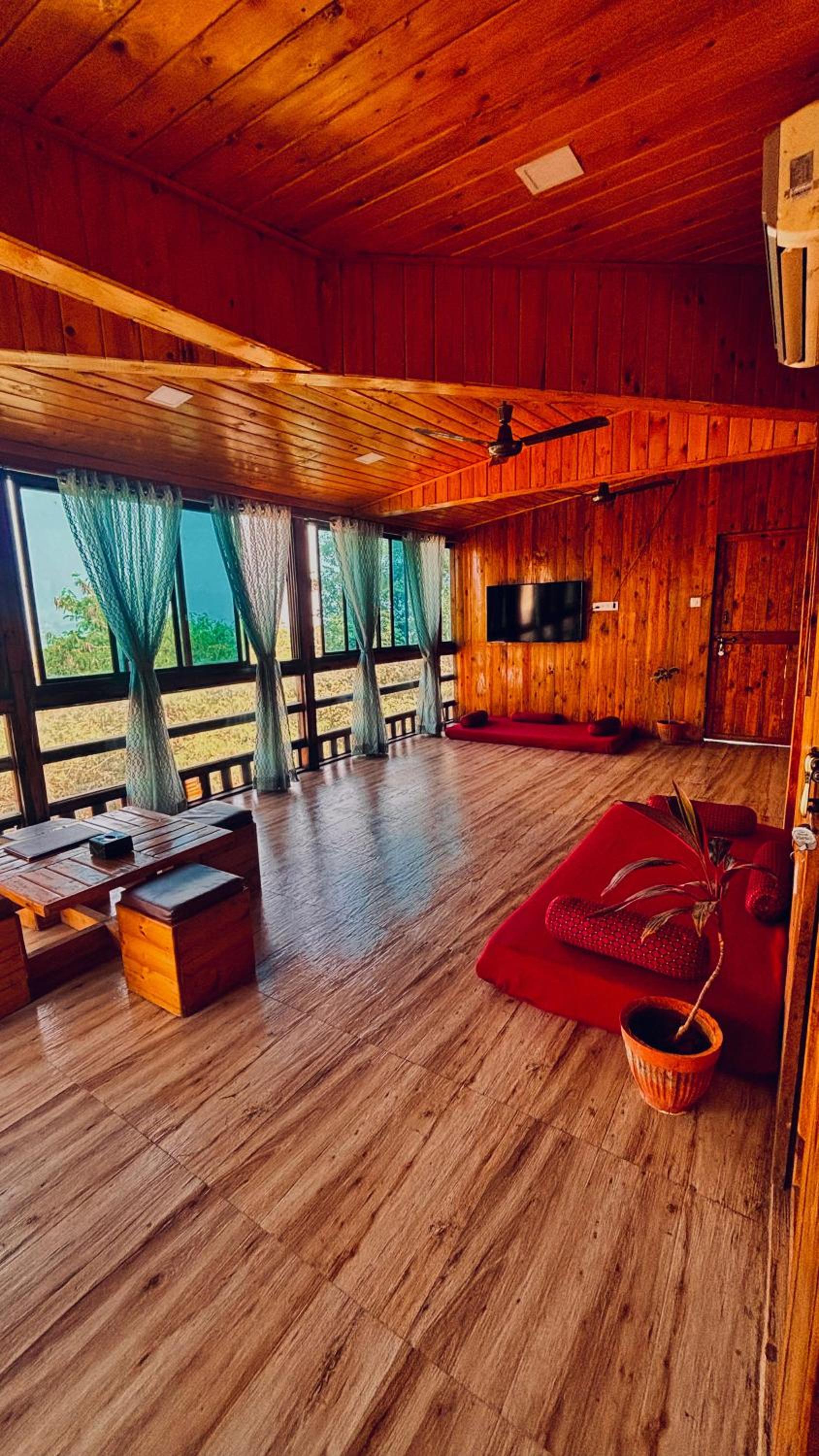 Passiflora Resorts