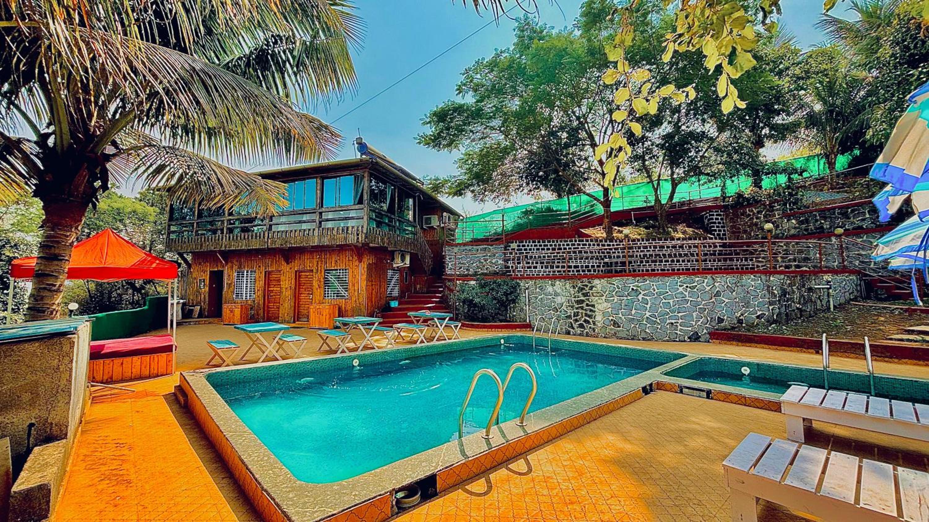 Passiflora Resorts