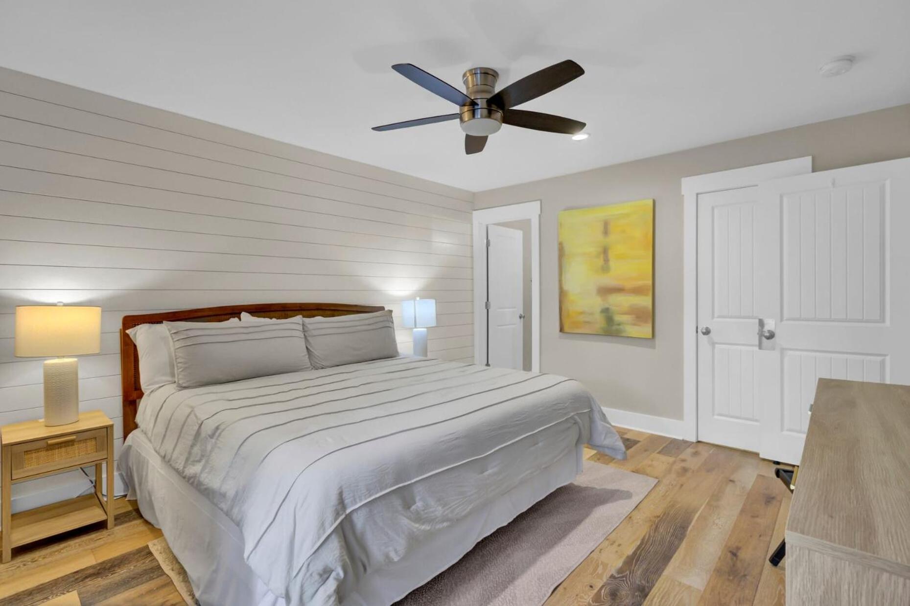 10 Sandcrab Court by AvantStay Beautiful Home w Deck Walk to the Beach