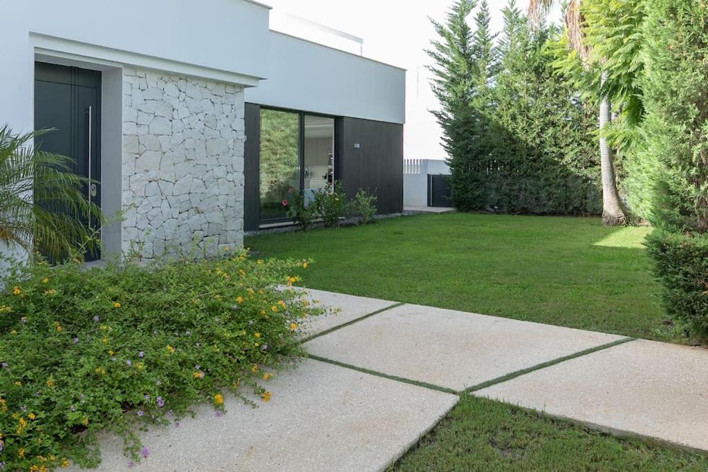 Luxury villa near golf Marbella