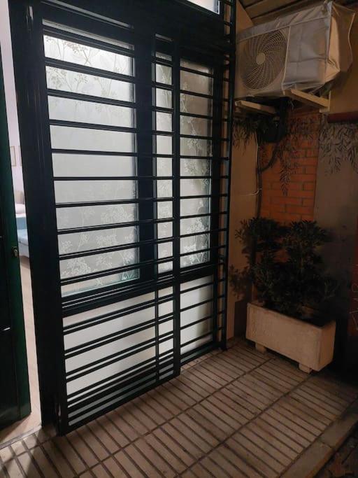 Modern studio walking to Atocha