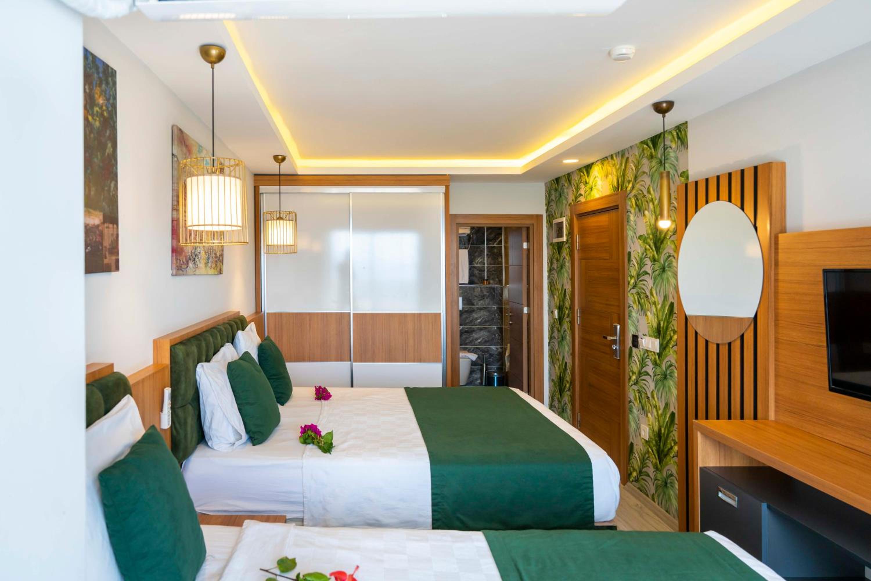 Mogons Exclusive Hotel - Image 162