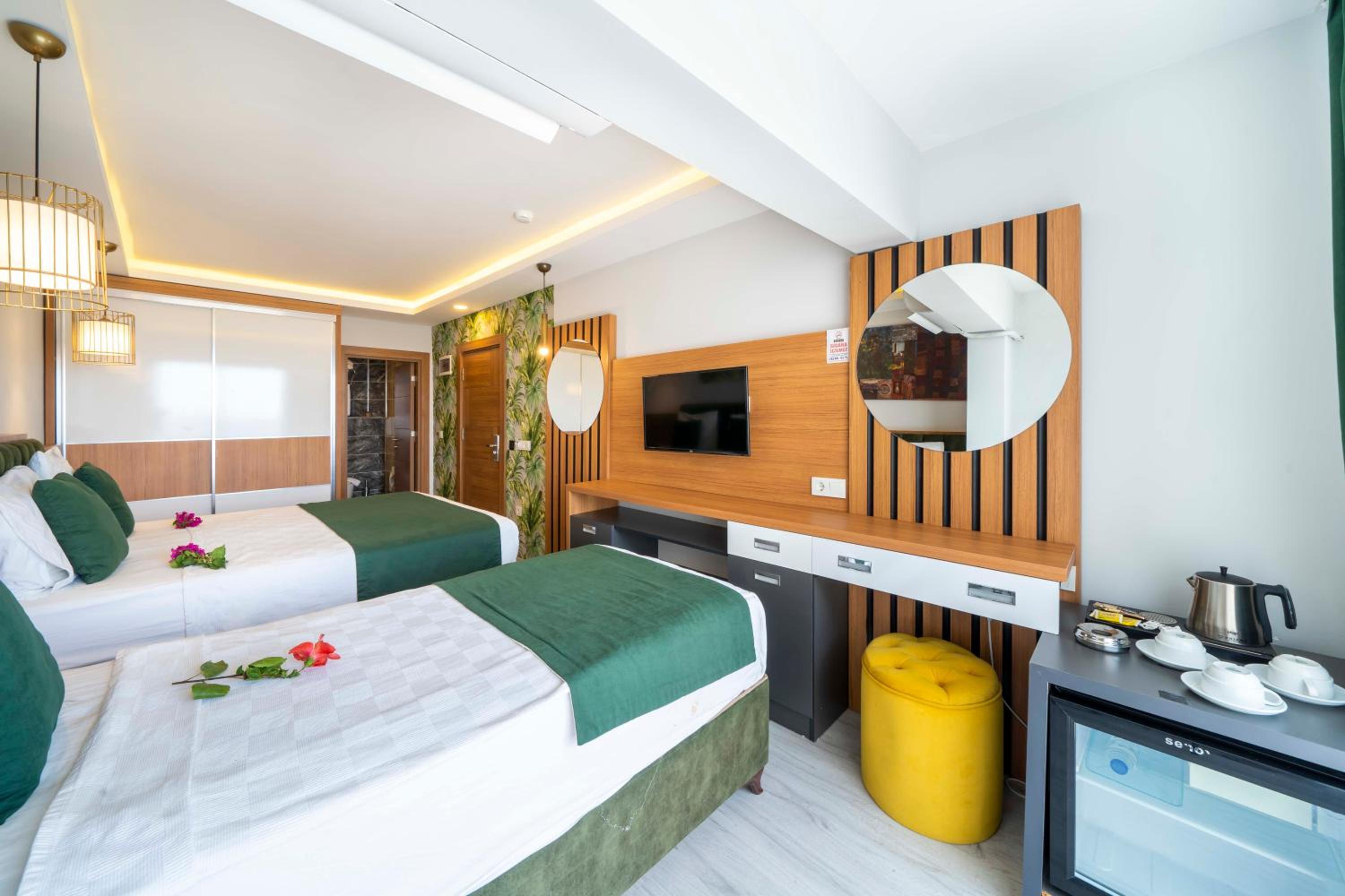 Mogons Exclusive Hotel - Image 164