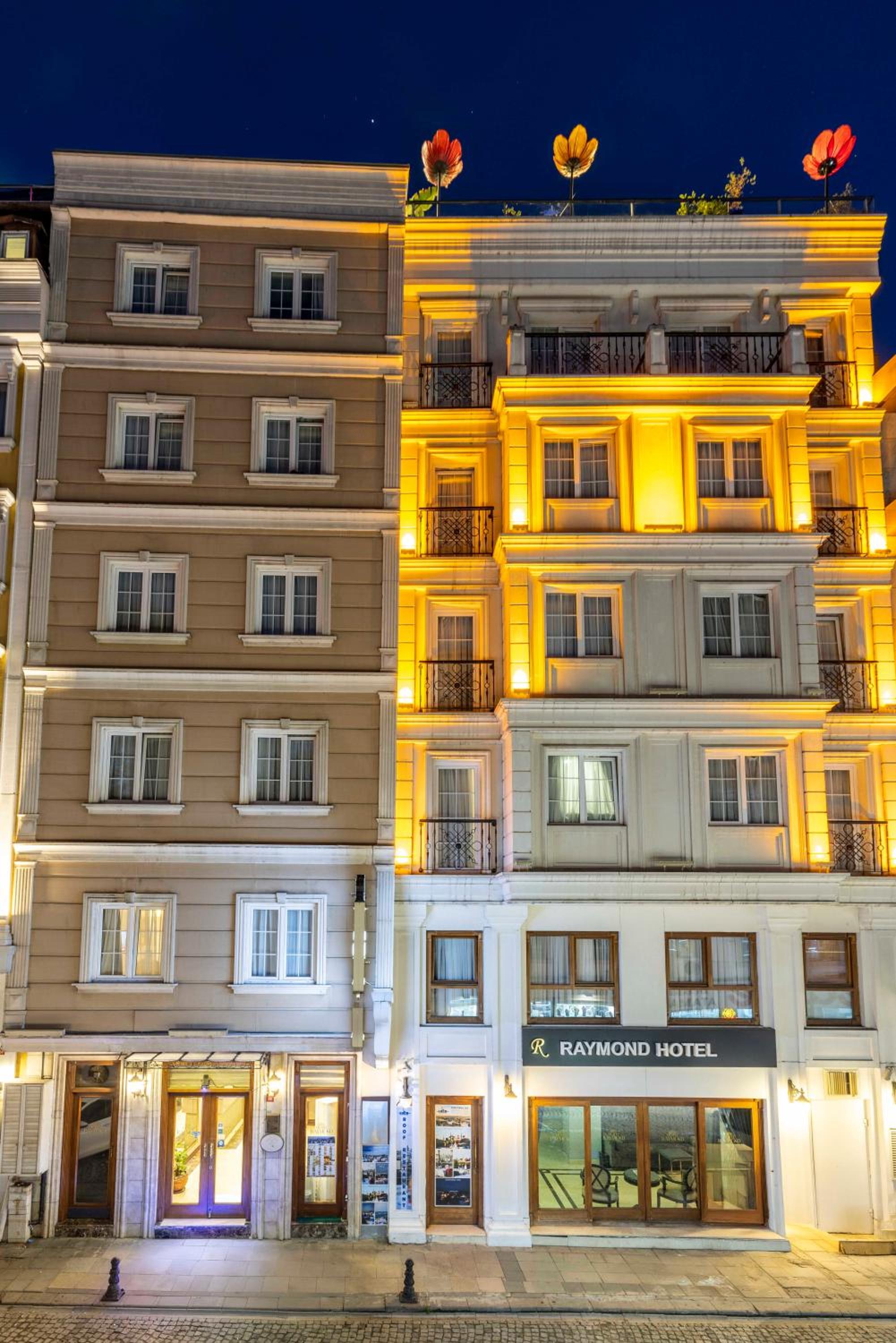 Raymond Hotel Old City - Image 74