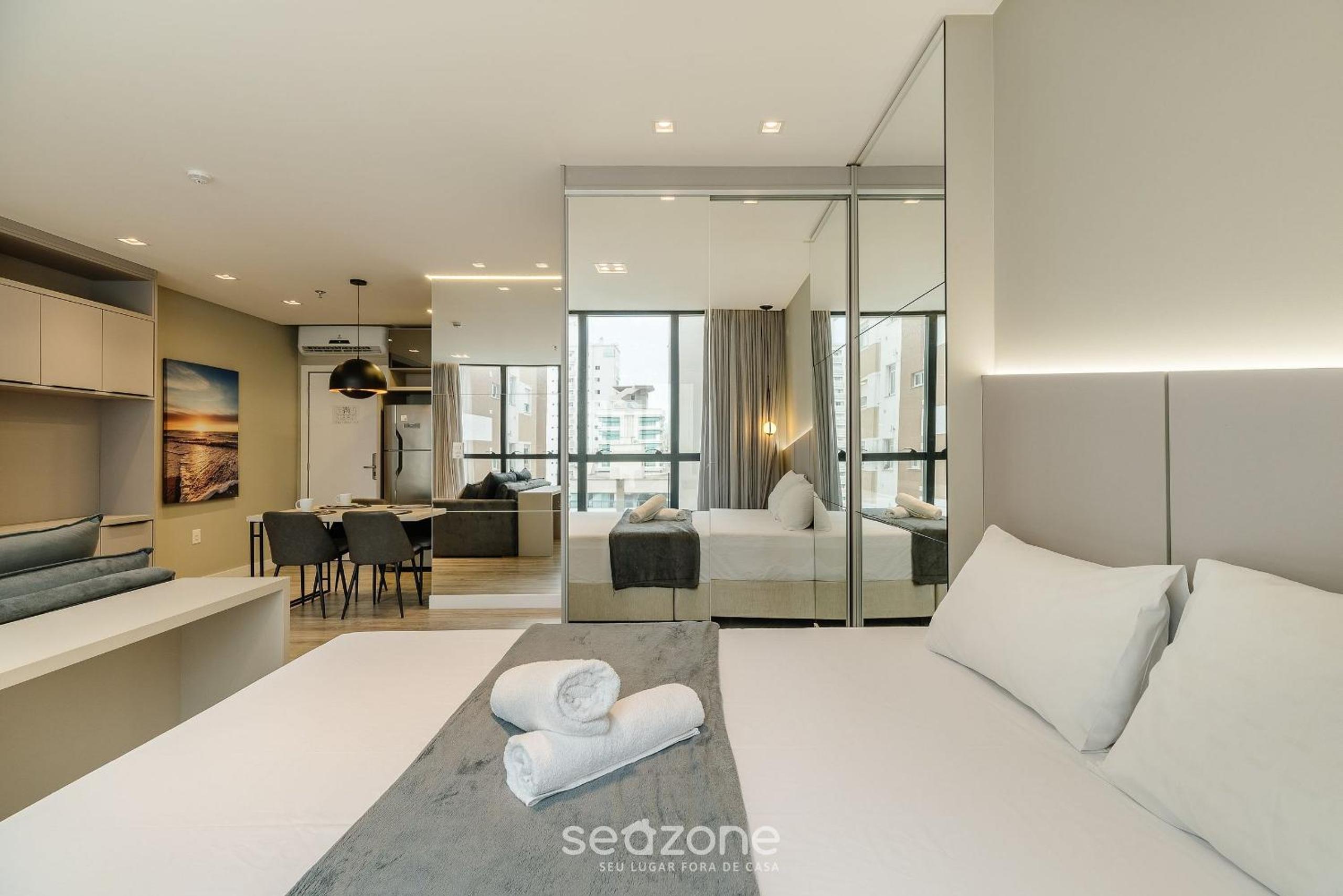IFT - Ed. Infinity Tower Flat 350m from Meia Praia