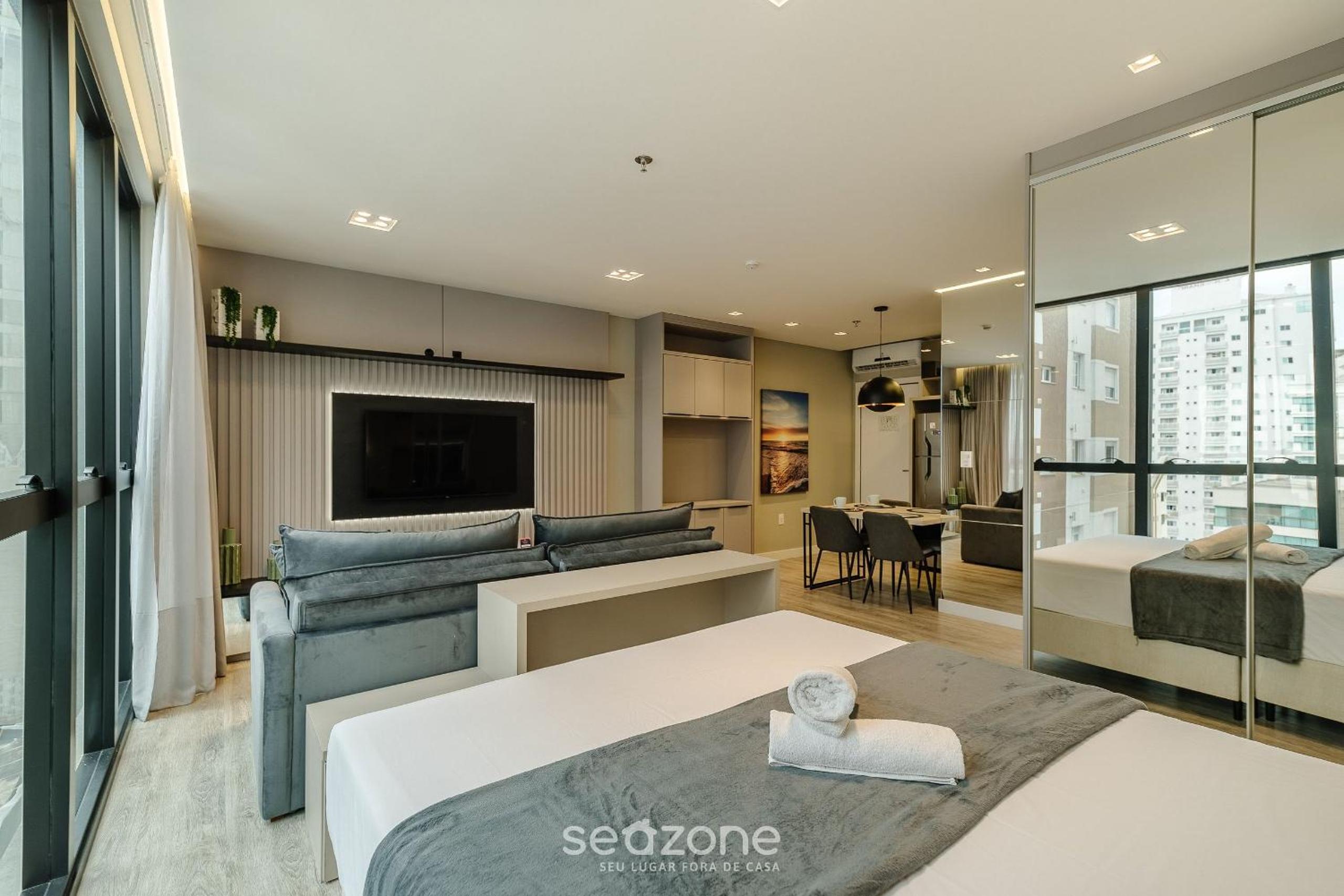 IFT - Ed. Infinity Tower Flat 350m from Meia Praia