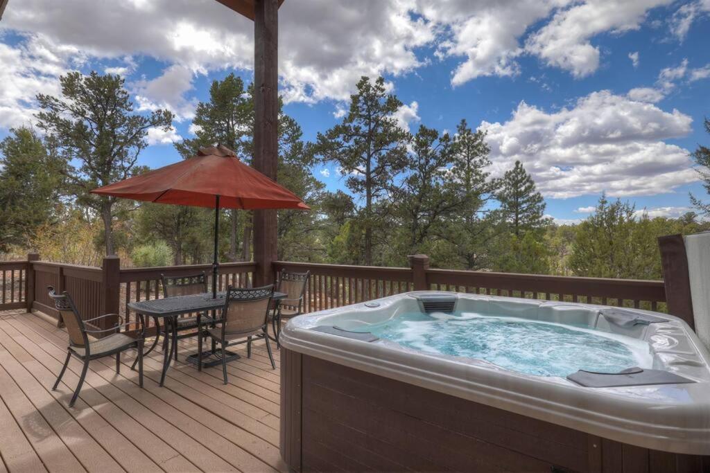 Canyon Ridge Retreat, Adventure at your doorstep view 3