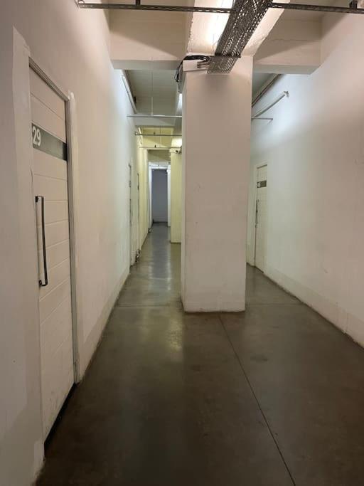 Johannesburg Vacations - Solo or couples escape in the heart of Maboneng - Property Image 4