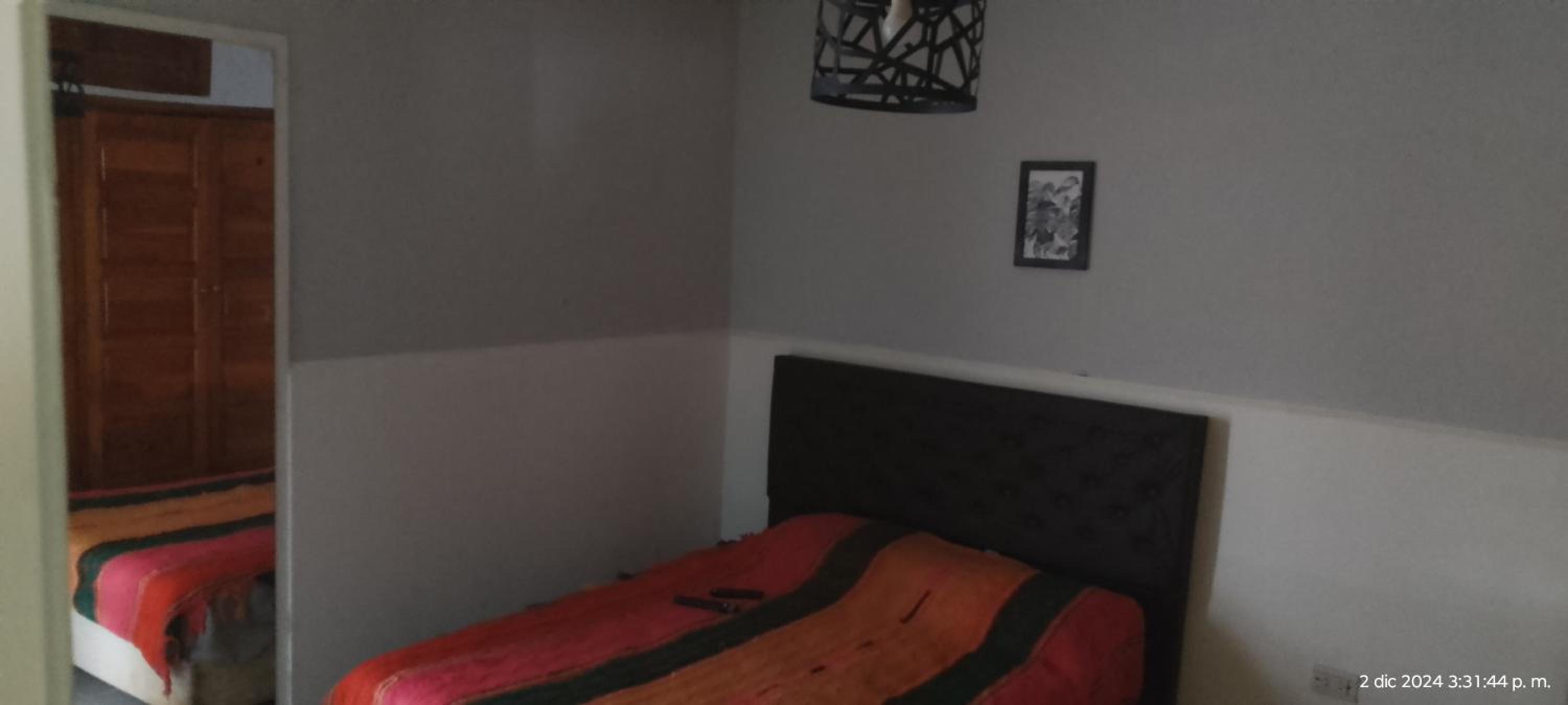 Esquel Home